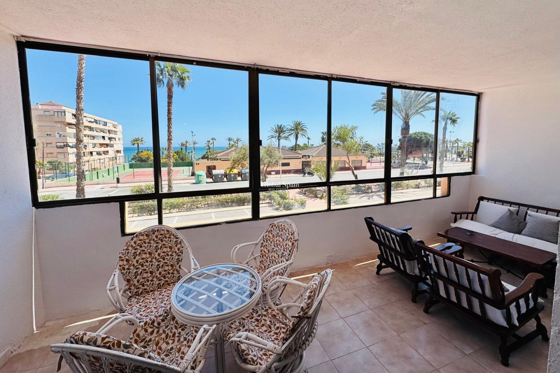 Wederverkoop - APPARTEMENT -
TORREVIEJA - Cabo Cervera