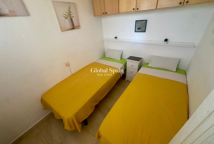Wederverkoop - APPARTEMENT -
TORREVIEJA - Cabo Cervera