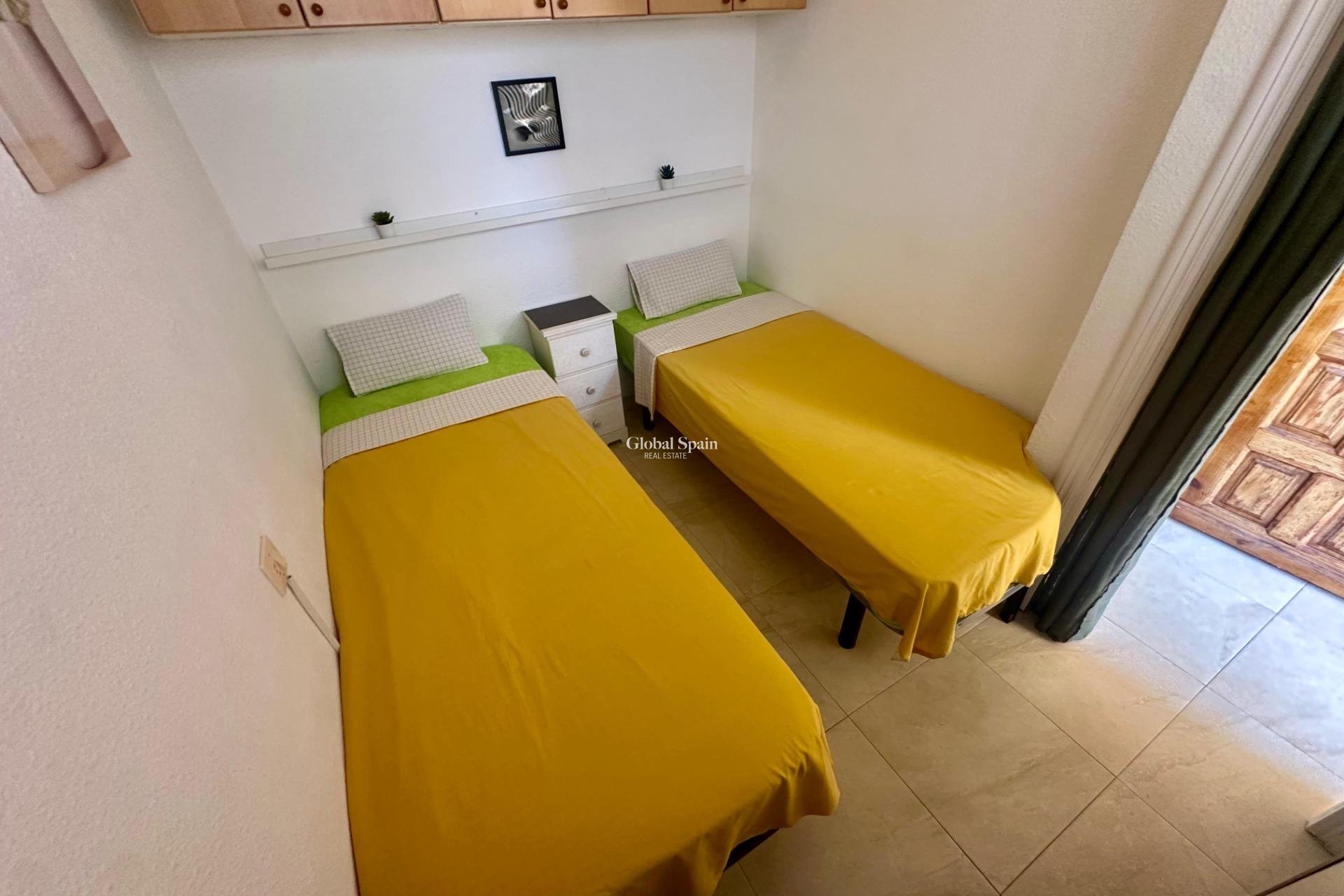 Wederverkoop - APPARTEMENT -
TORREVIEJA - Cabo Cervera