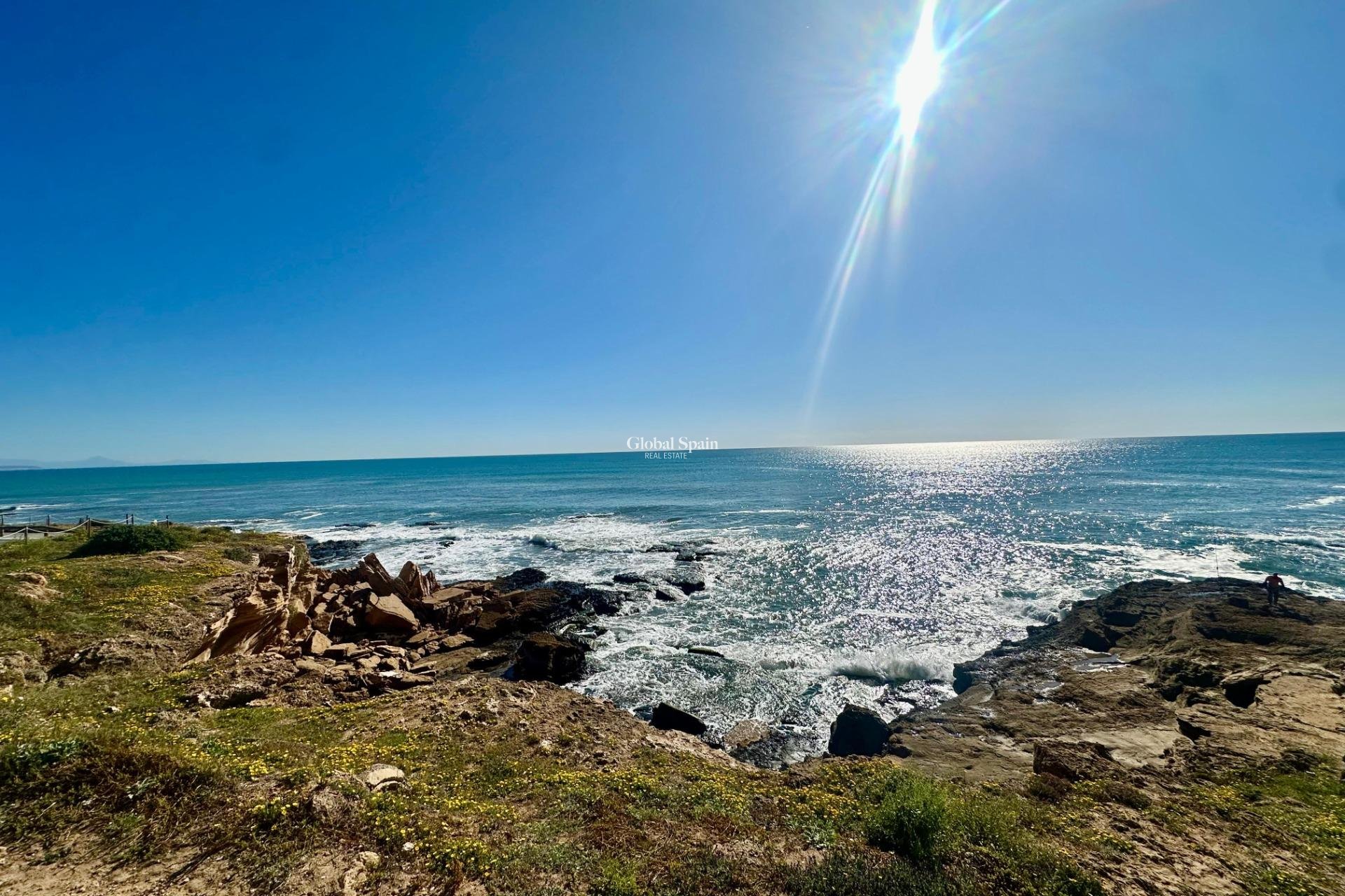 Wederverkoop - APPARTEMENT -
TORREVIEJA - Cabo Cervera
