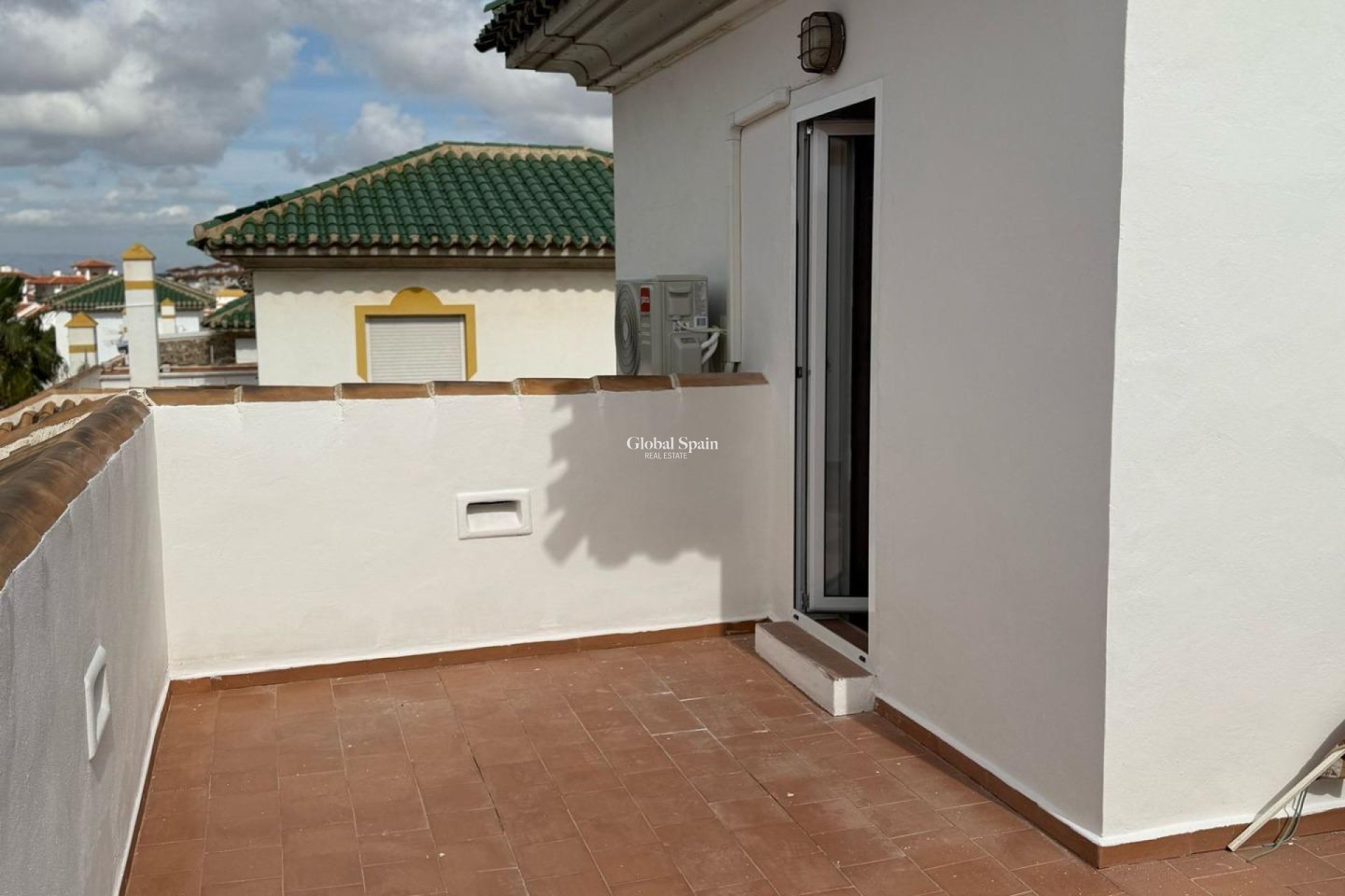 Wederverkoop - APPARTEMENT -
TORREVIEJA - Cañada Del Molino