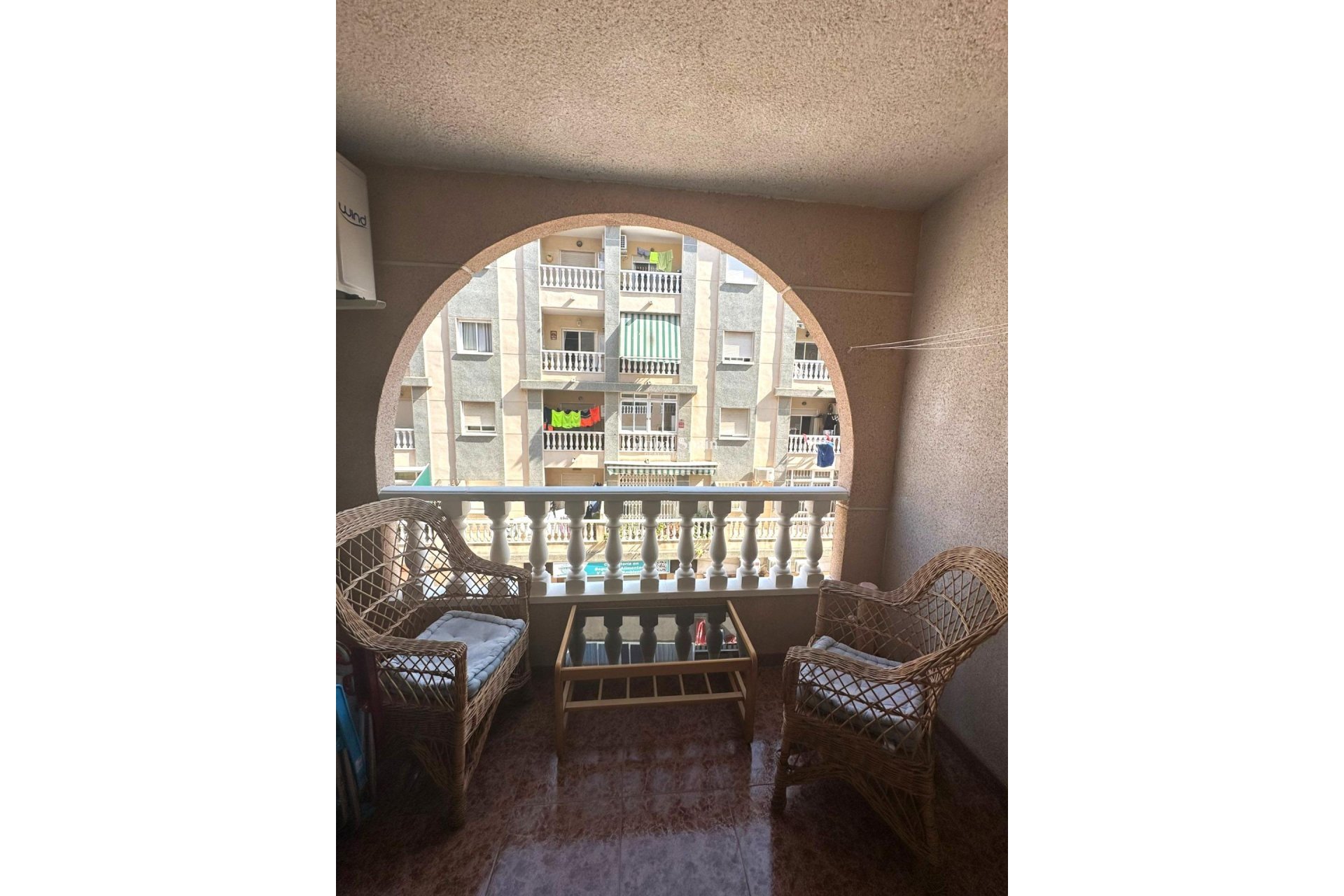 Wederverkoop - APPARTEMENT -
TORREVIEJA - Center