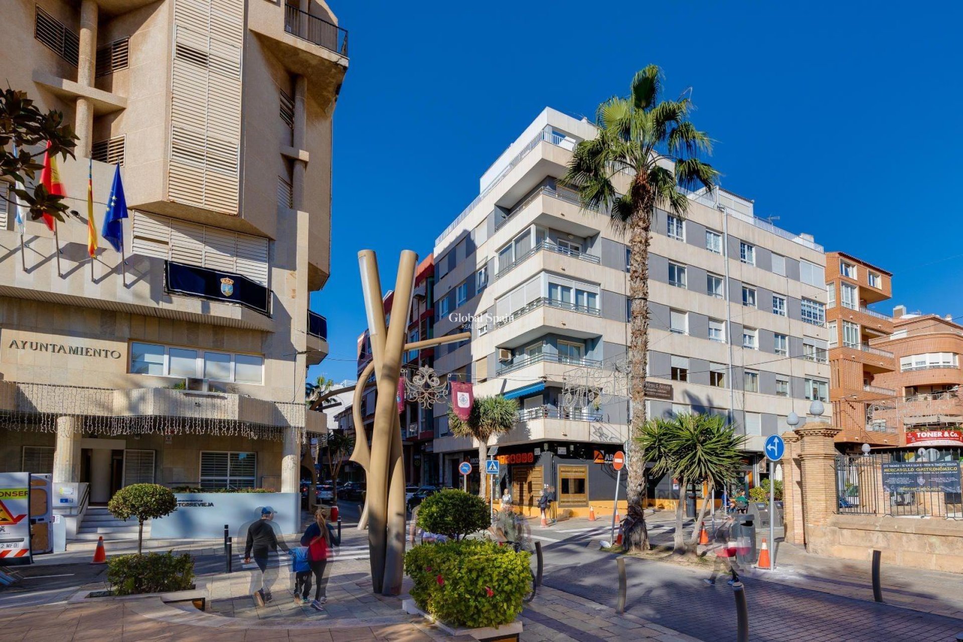 Wederverkoop - APPARTEMENT -
TORREVIEJA - Center