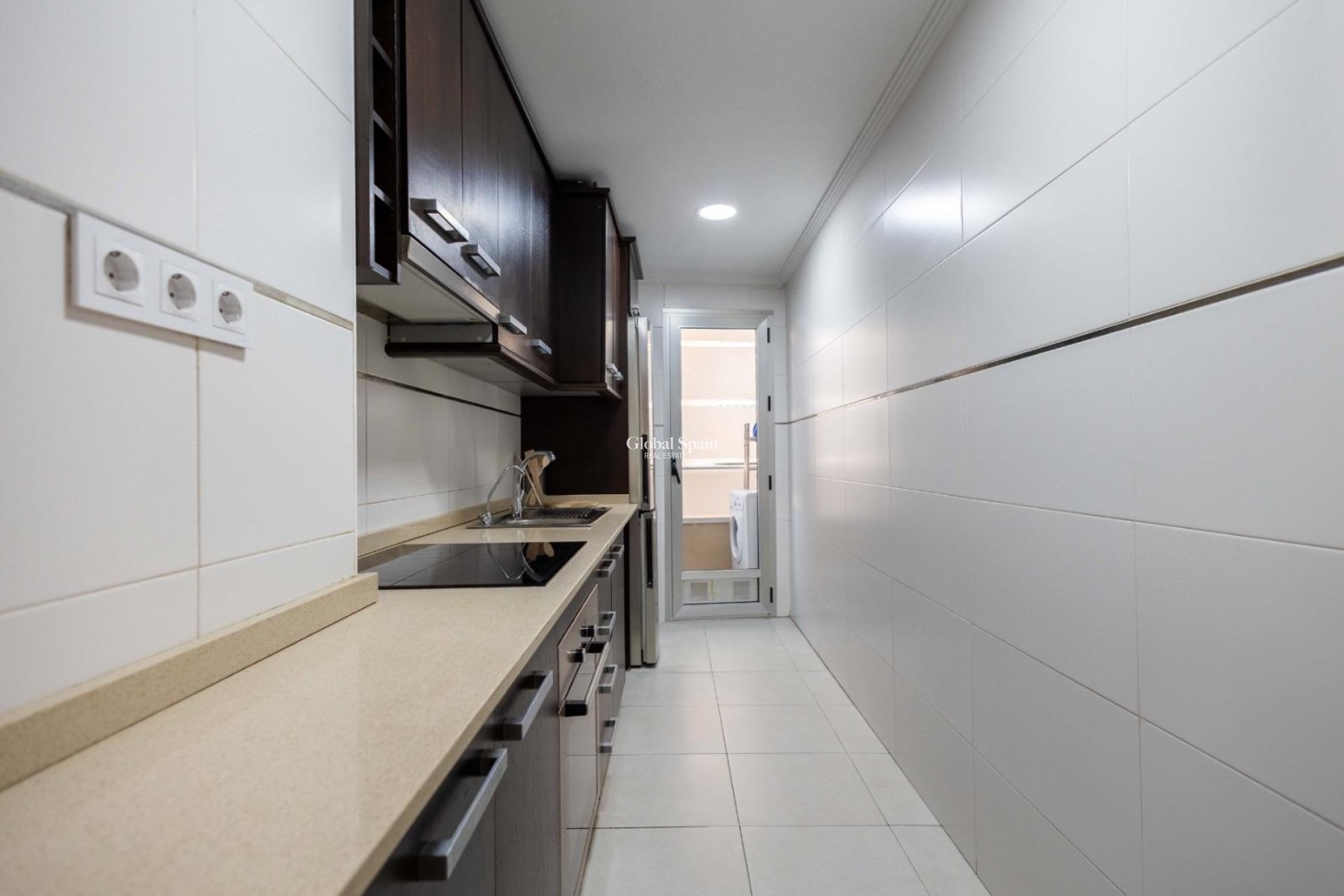 Wederverkoop - APPARTEMENT -
TORREVIEJA - Center