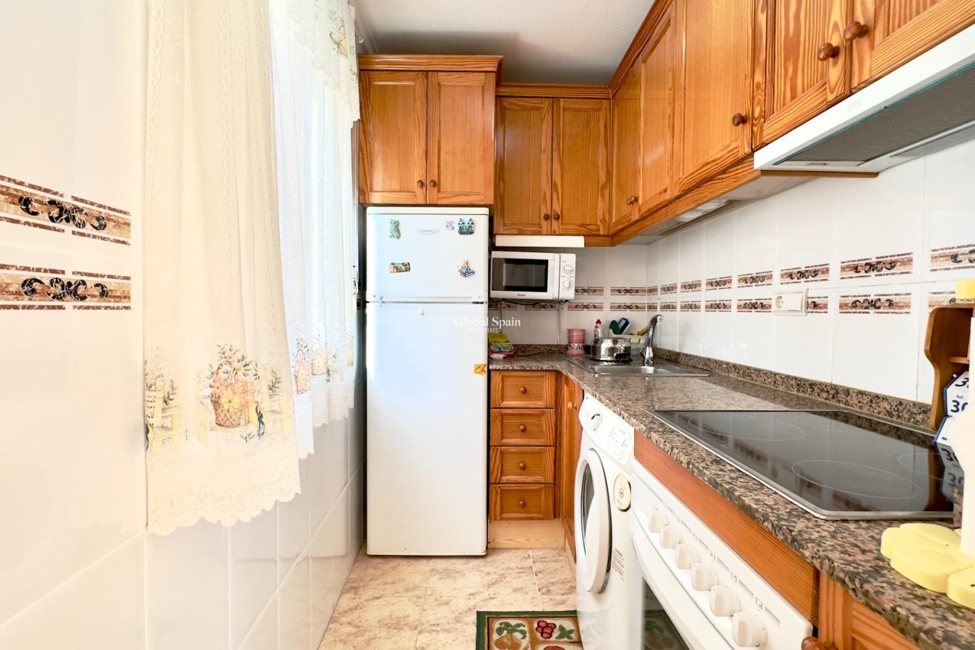 Wederverkoop - APPARTEMENT -
TORREVIEJA - Center