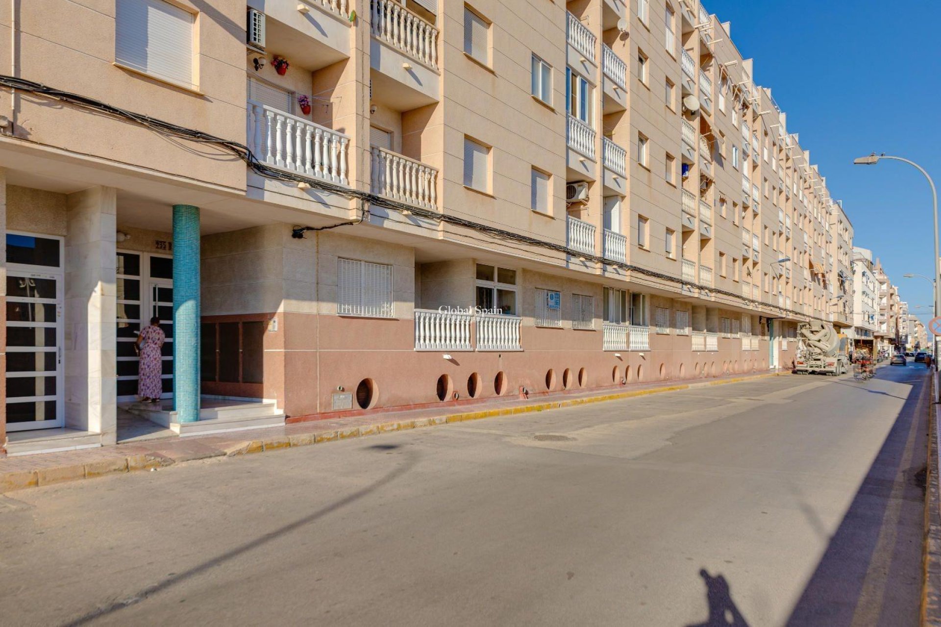 Wederverkoop - APPARTEMENT -
TORREVIEJA - Center