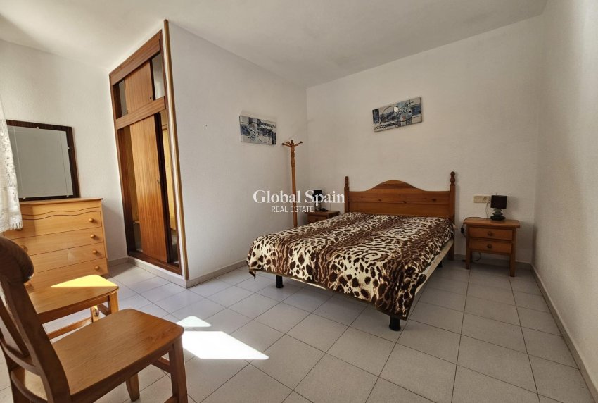 Wederverkoop - APPARTEMENT -
TORREVIEJA - Center