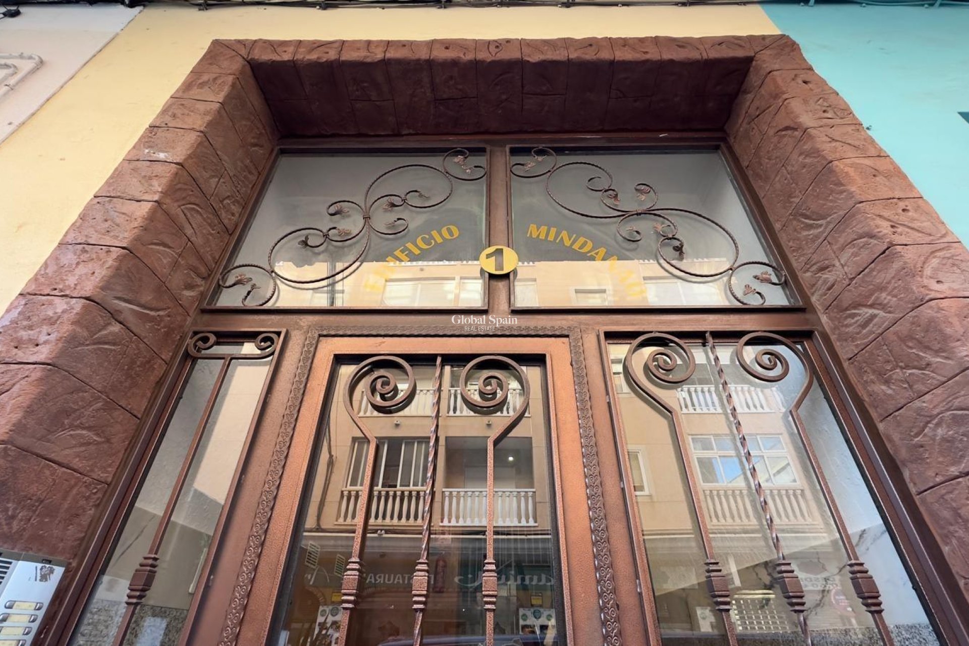 Wederverkoop - APPARTEMENT -
TORREVIEJA - Center