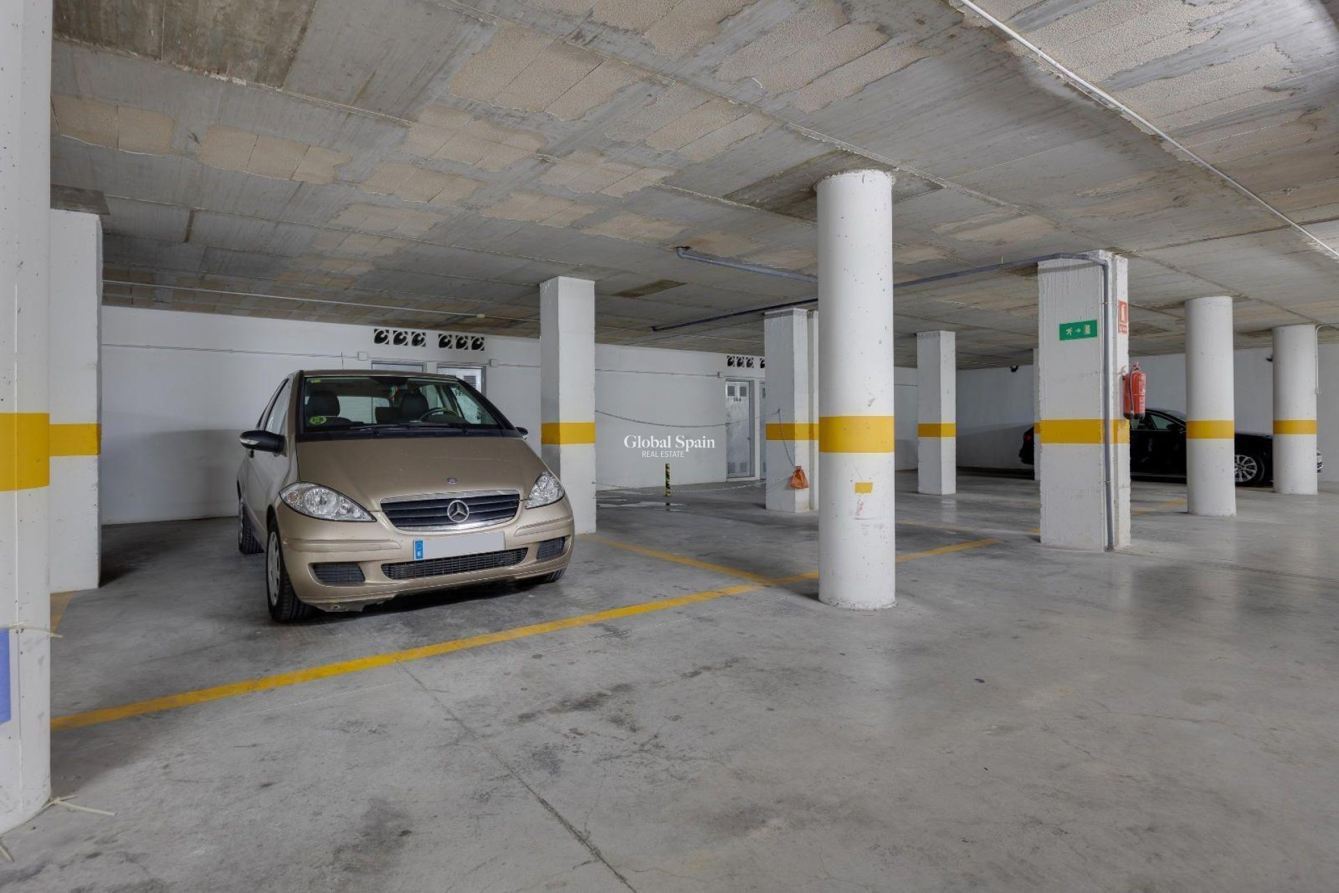 Wederverkoop - APPARTEMENT -
TORREVIEJA - Center