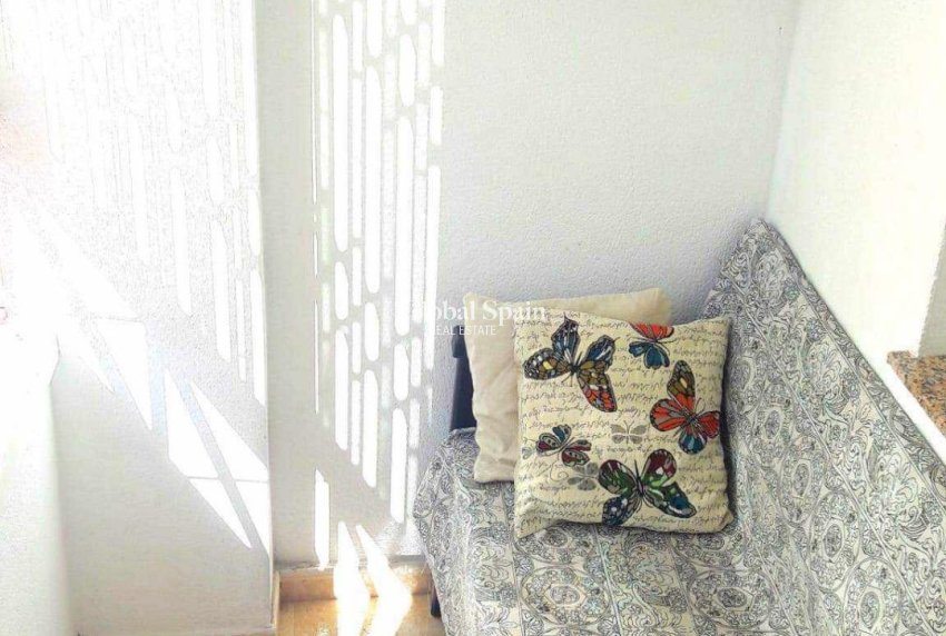 Wederverkoop - APPARTEMENT -
TORREVIEJA - Center