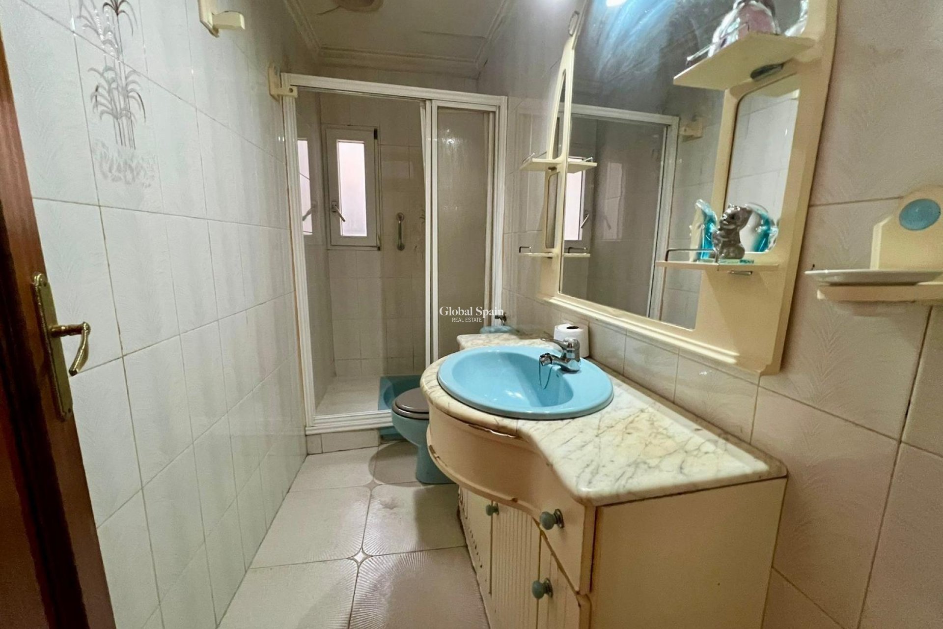 Wederverkoop - APPARTEMENT -
TORREVIEJA - Center