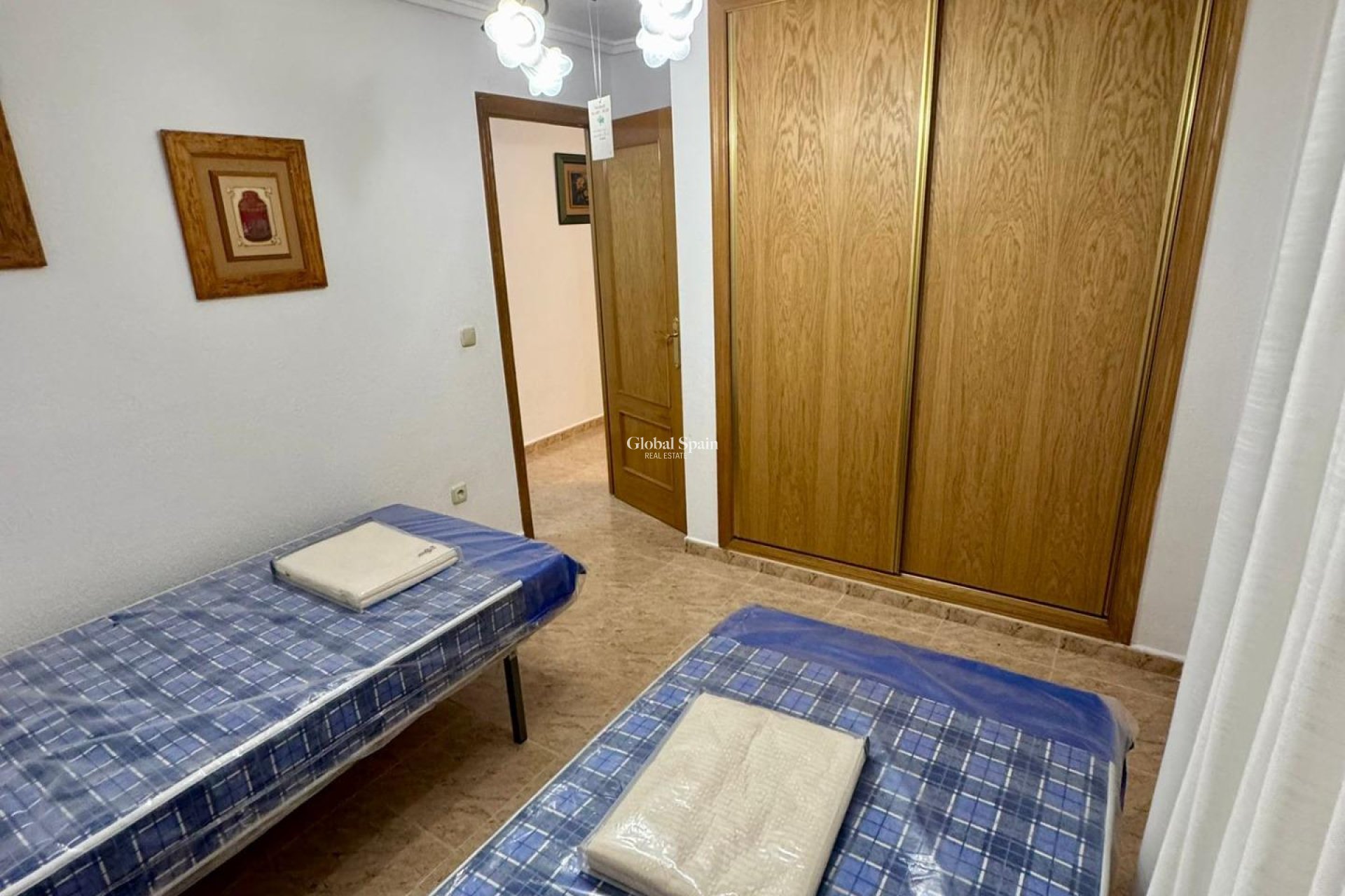 Wederverkoop - APPARTEMENT -
TORREVIEJA - Center