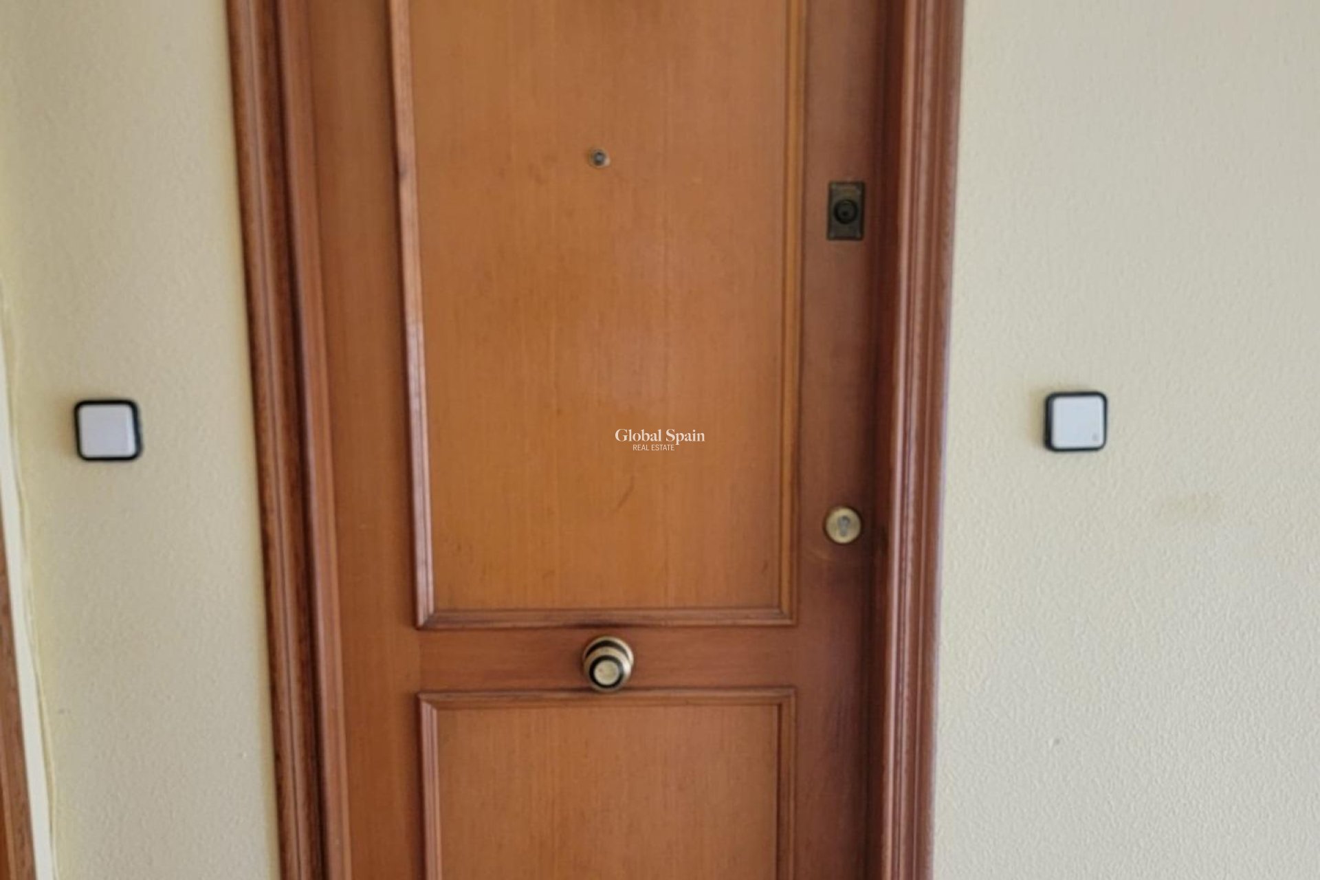 Wederverkoop - APPARTEMENT -
TORREVIEJA - Center