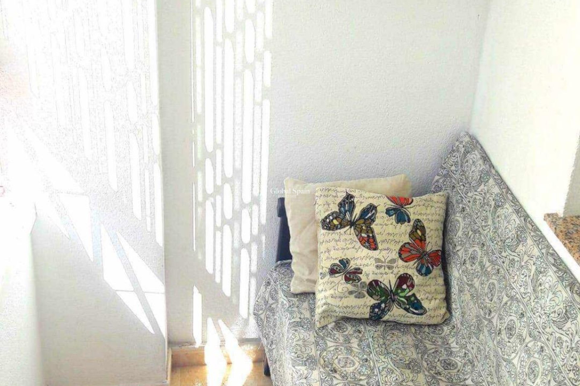 Wederverkoop - APPARTEMENT -
TORREVIEJA - Center