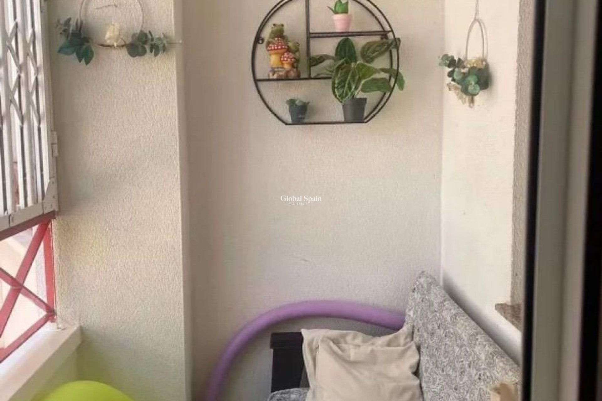 Wederverkoop - APPARTEMENT -
TORREVIEJA - Center