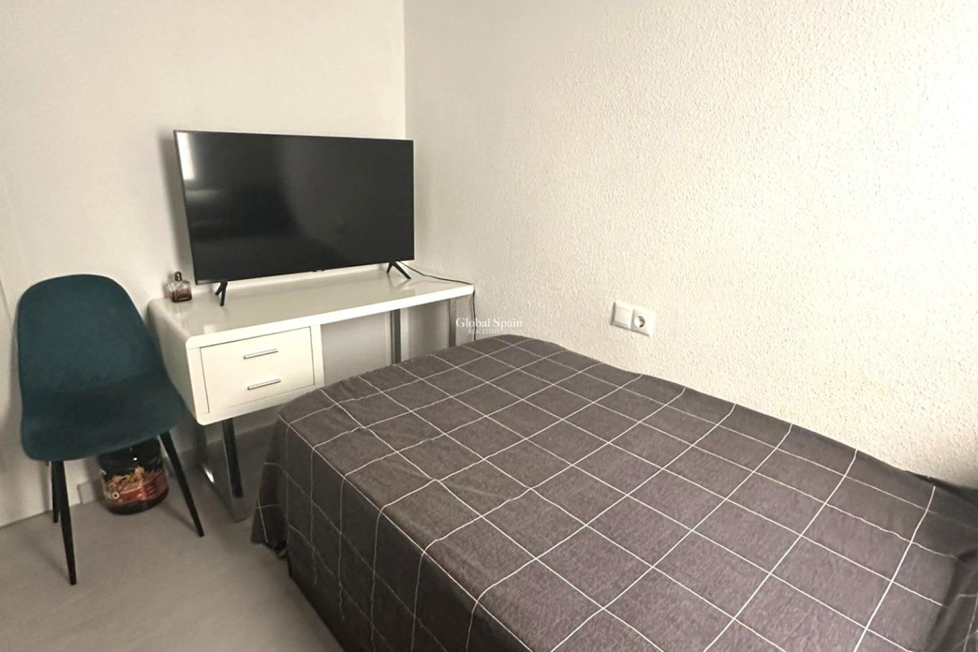 Wederverkoop - APPARTEMENT -
TORREVIEJA - Center