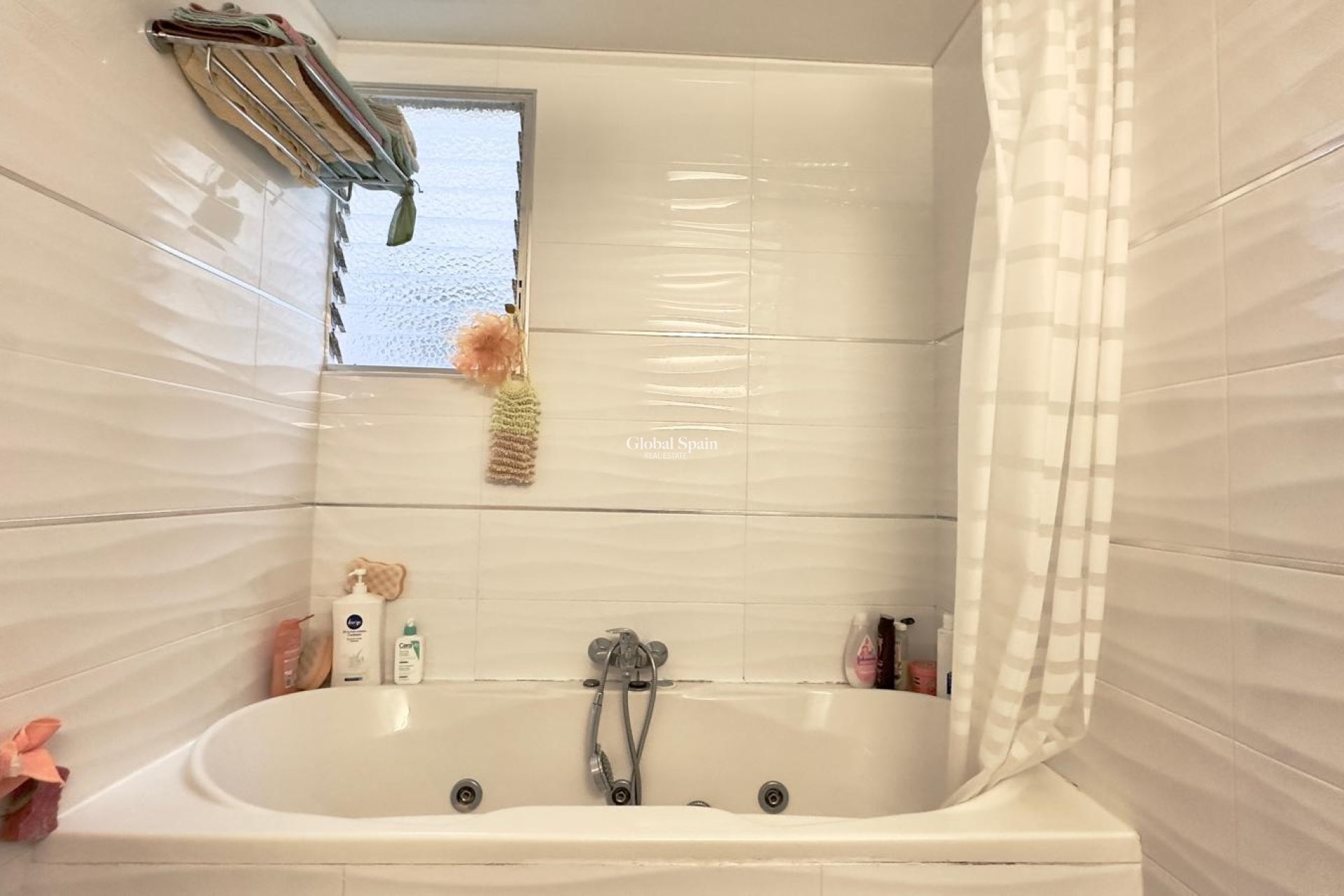 Wederverkoop - APPARTEMENT -
TORREVIEJA - Center