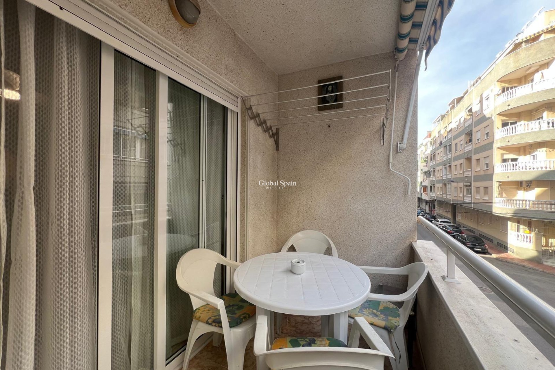 Wederverkoop - APPARTEMENT -
TORREVIEJA - Center