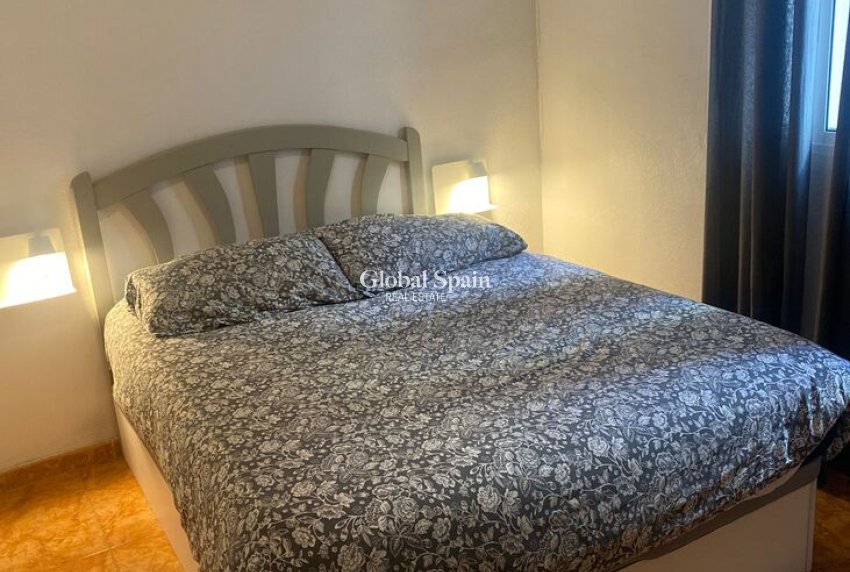 Wederverkoop - APPARTEMENT -
TORREVIEJA - Center