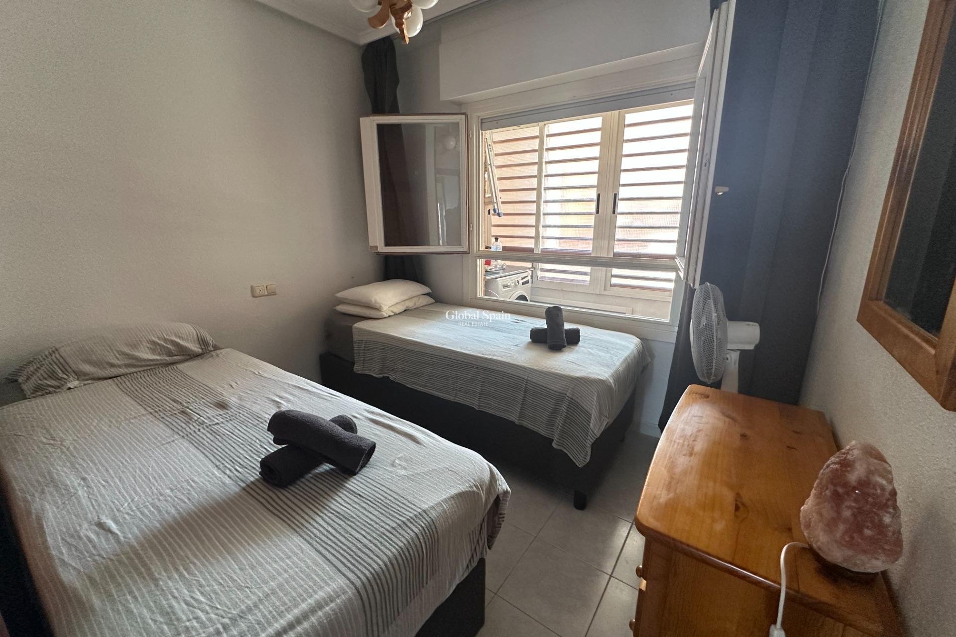 Wederverkoop - APPARTEMENT -
TORREVIEJA - Center