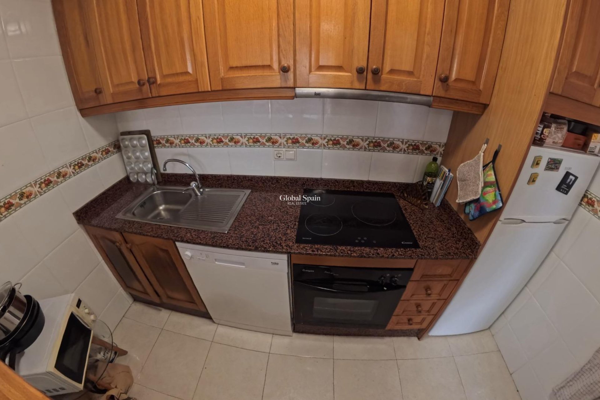 Wederverkoop - APPARTEMENT -
TORREVIEJA - Center