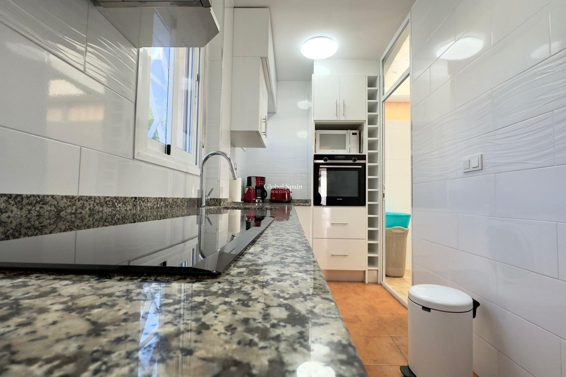 Wederverkoop - APPARTEMENT -
TORREVIEJA - Center