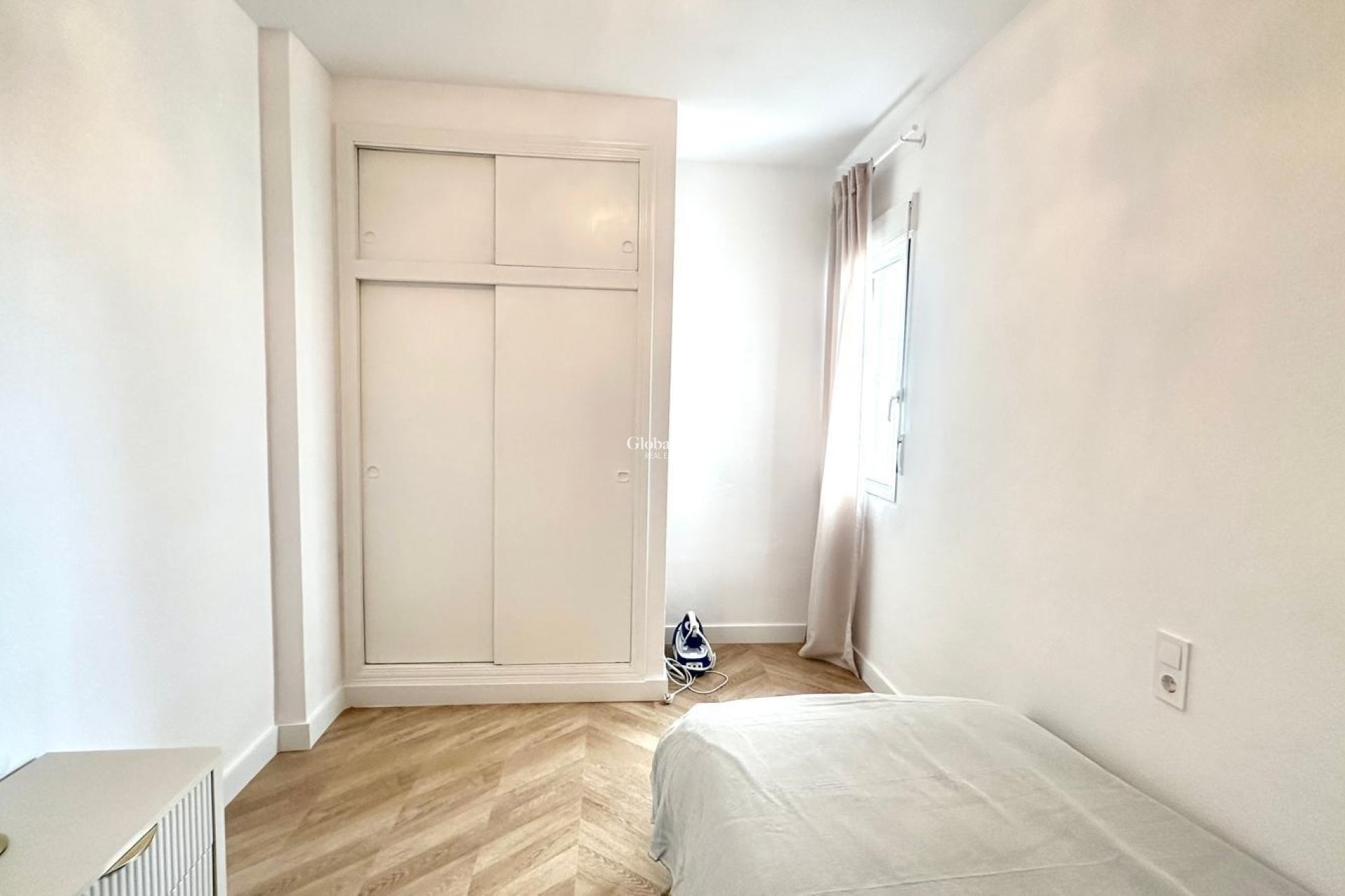 Wederverkoop - APPARTEMENT -
TORREVIEJA - Center