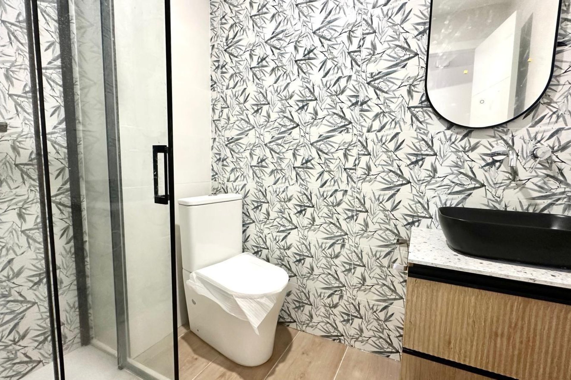 Wederverkoop - APPARTEMENT -
TORREVIEJA - Center