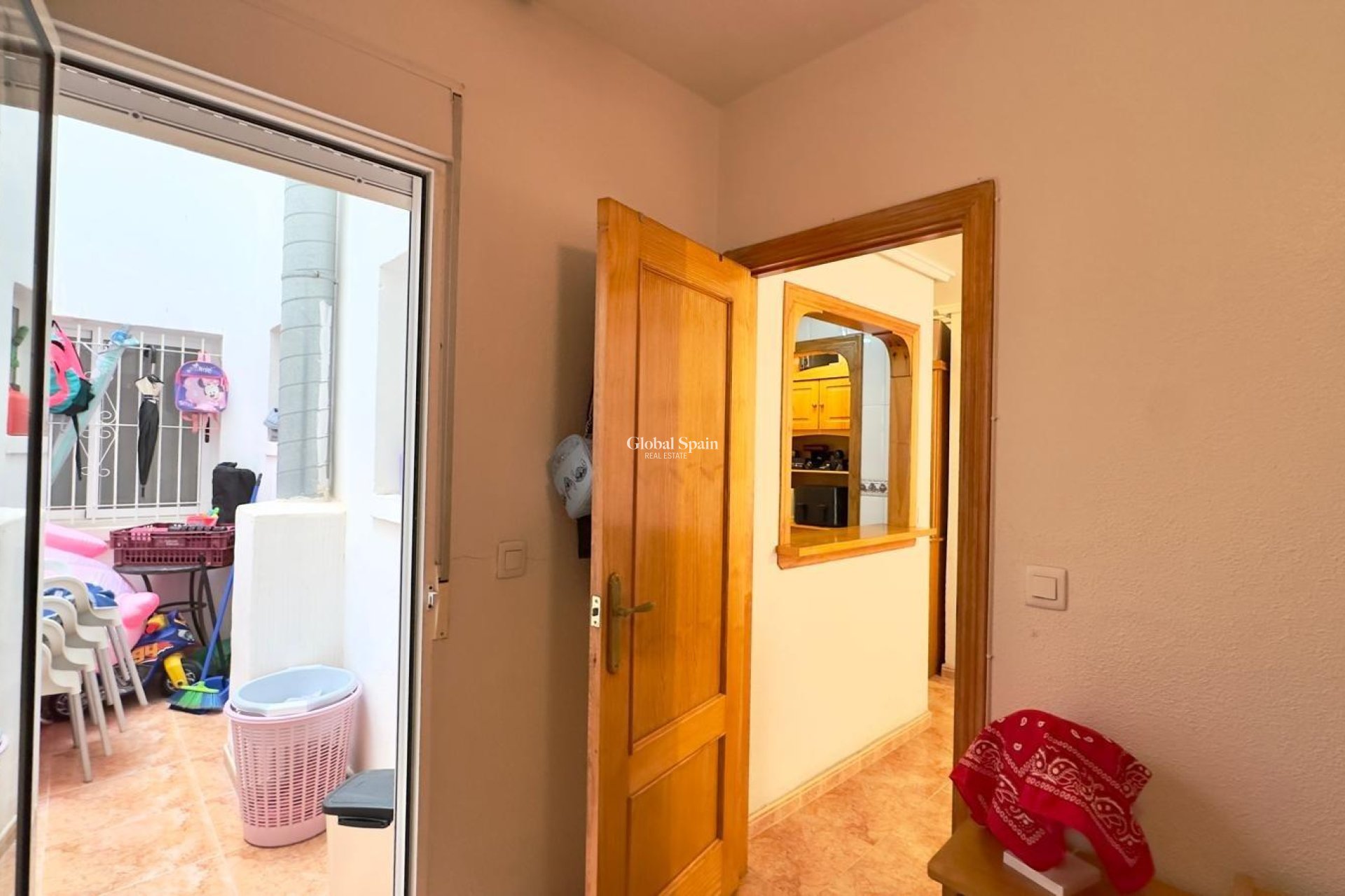 Wederverkoop - APPARTEMENT -
TORREVIEJA - Center