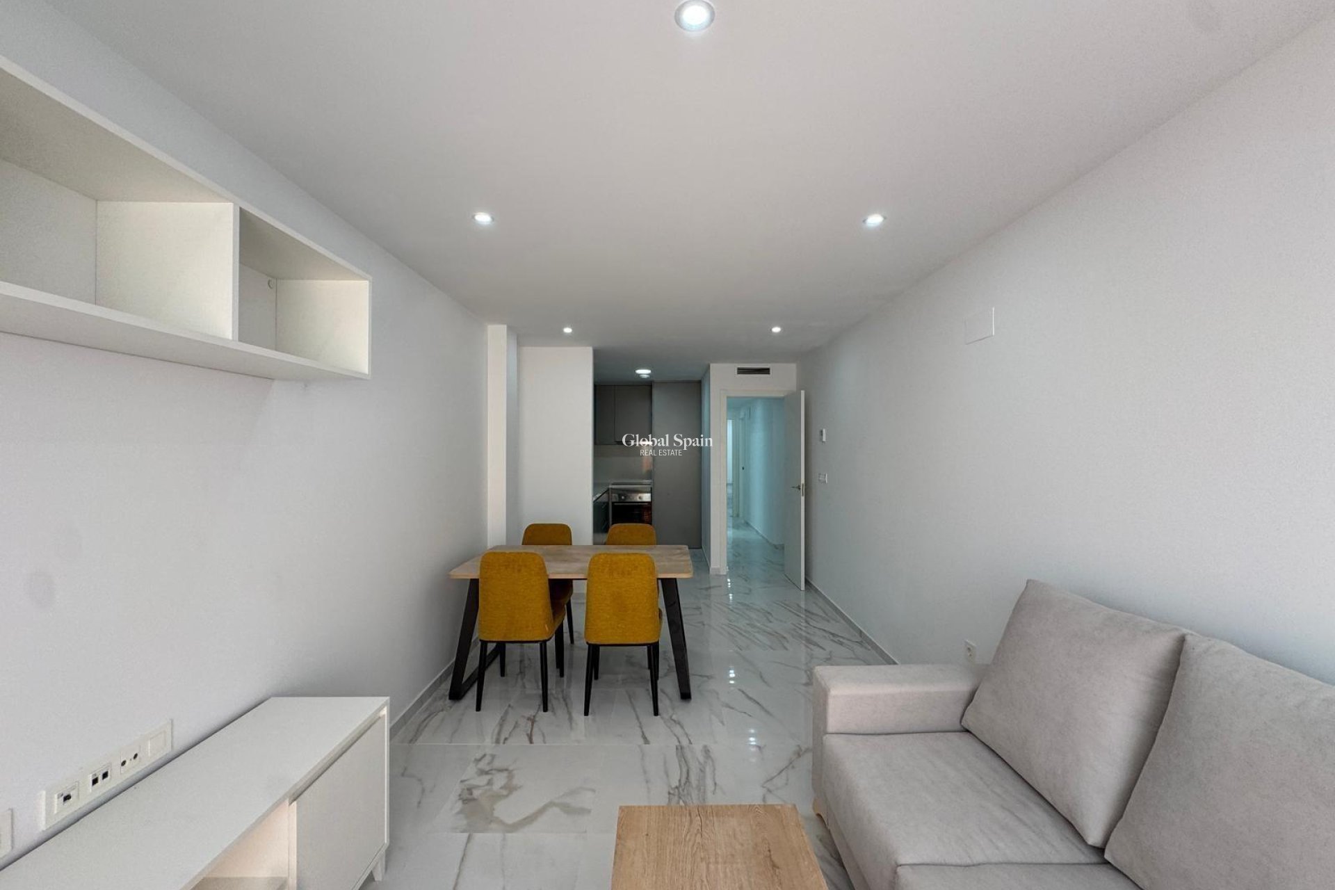 Wederverkoop - APPARTEMENT -
TORREVIEJA - Center