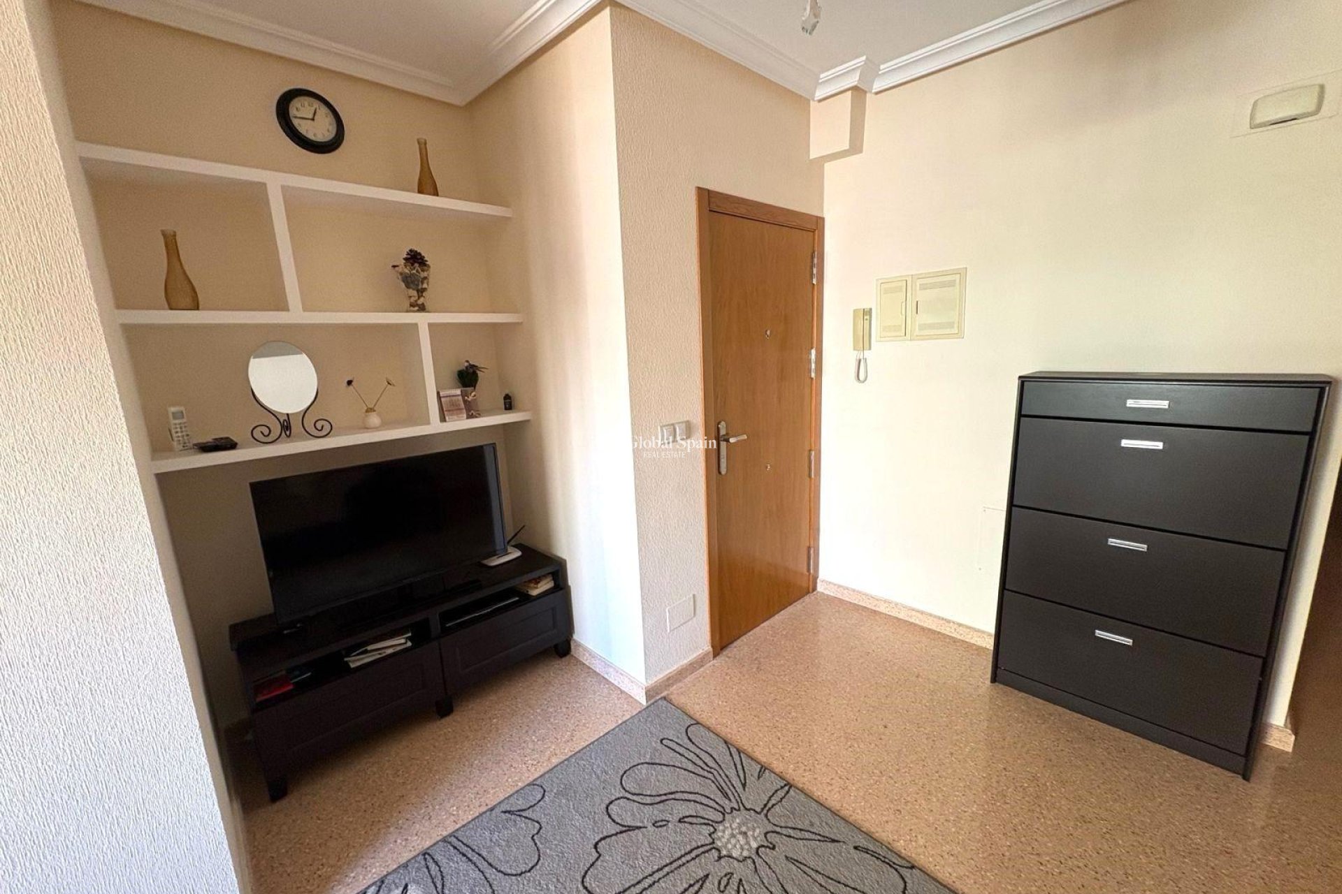 Wederverkoop - APPARTEMENT -
TORREVIEJA - Center