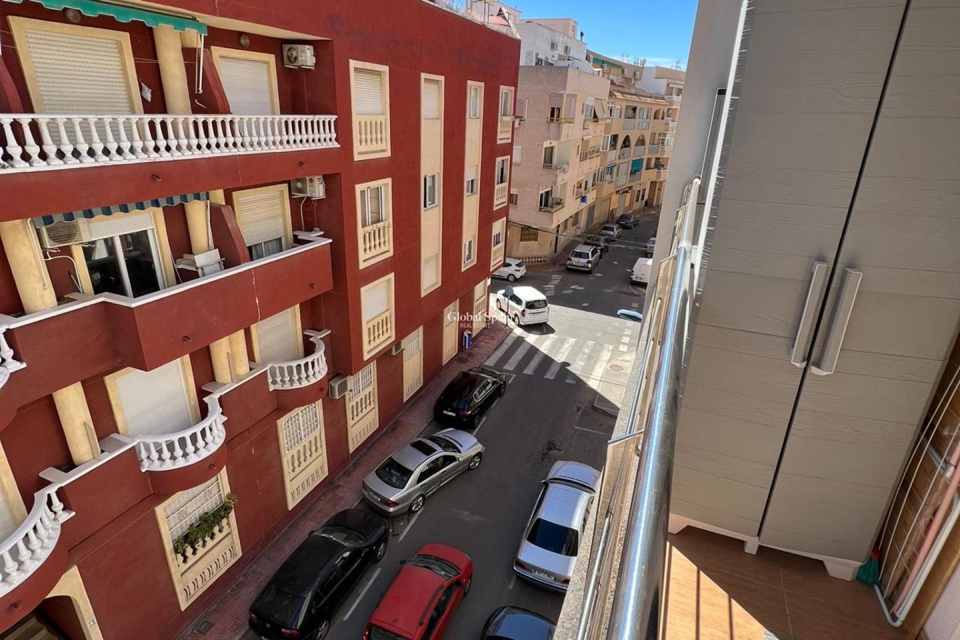 Wederverkoop - APPARTEMENT -
TORREVIEJA - Center