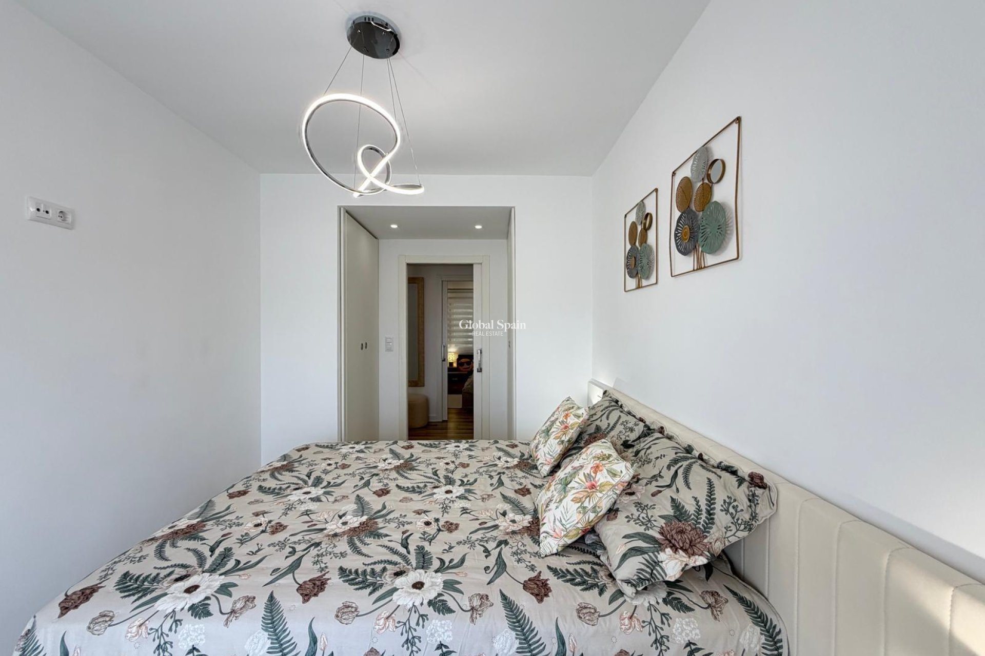 Wederverkoop - APPARTEMENT -
TORREVIEJA - Center