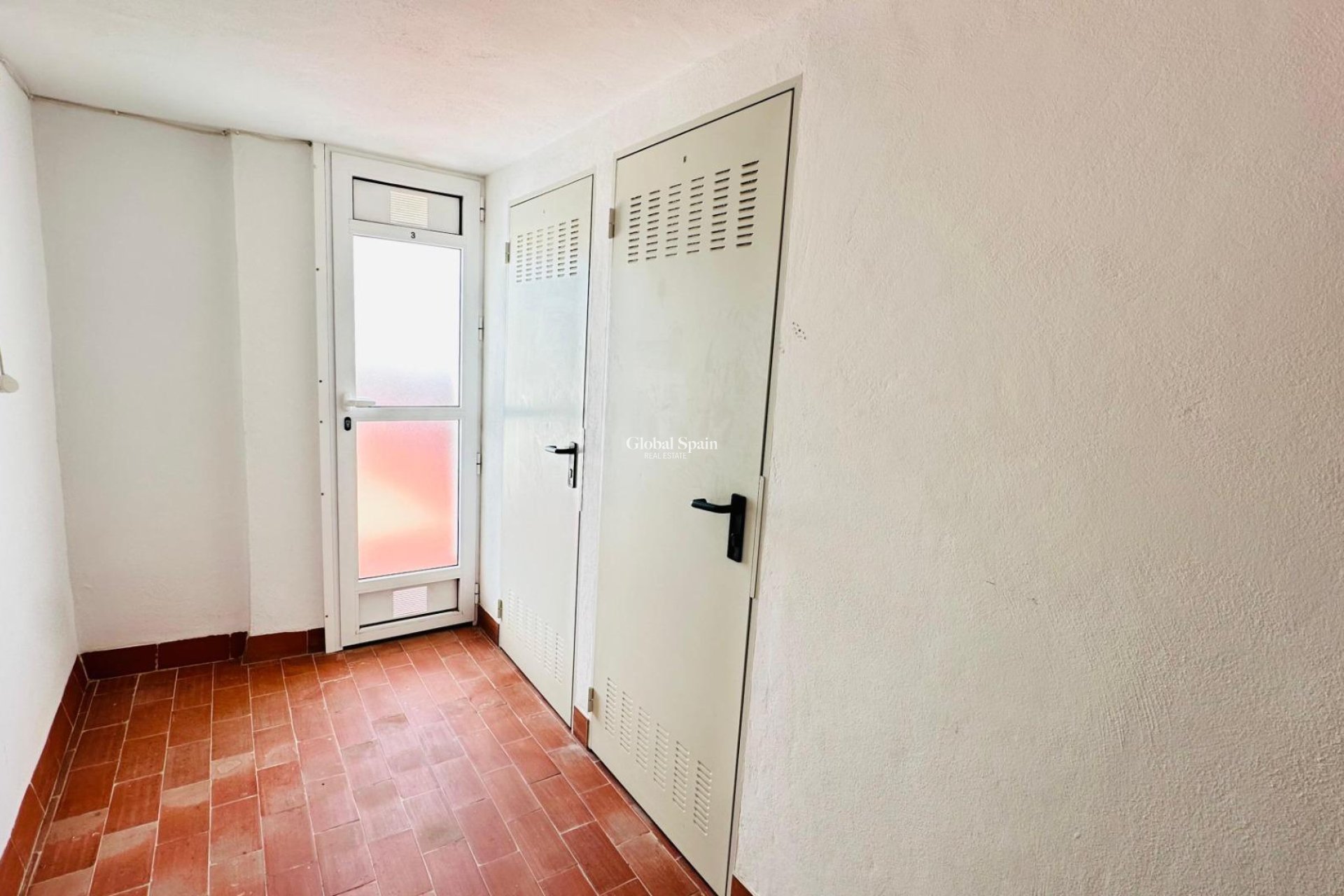 Wederverkoop - APPARTEMENT -
TORREVIEJA - Center