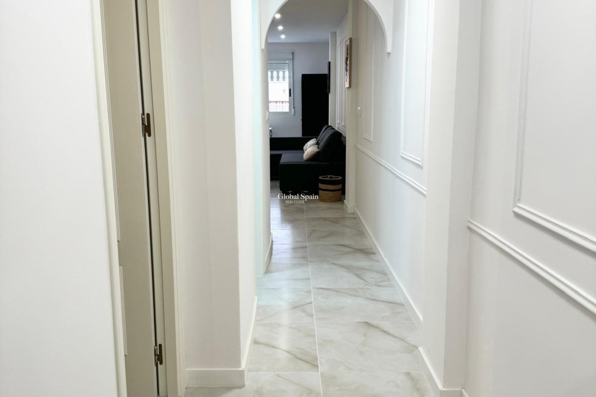 Wederverkoop - APPARTEMENT -
TORREVIEJA - Center