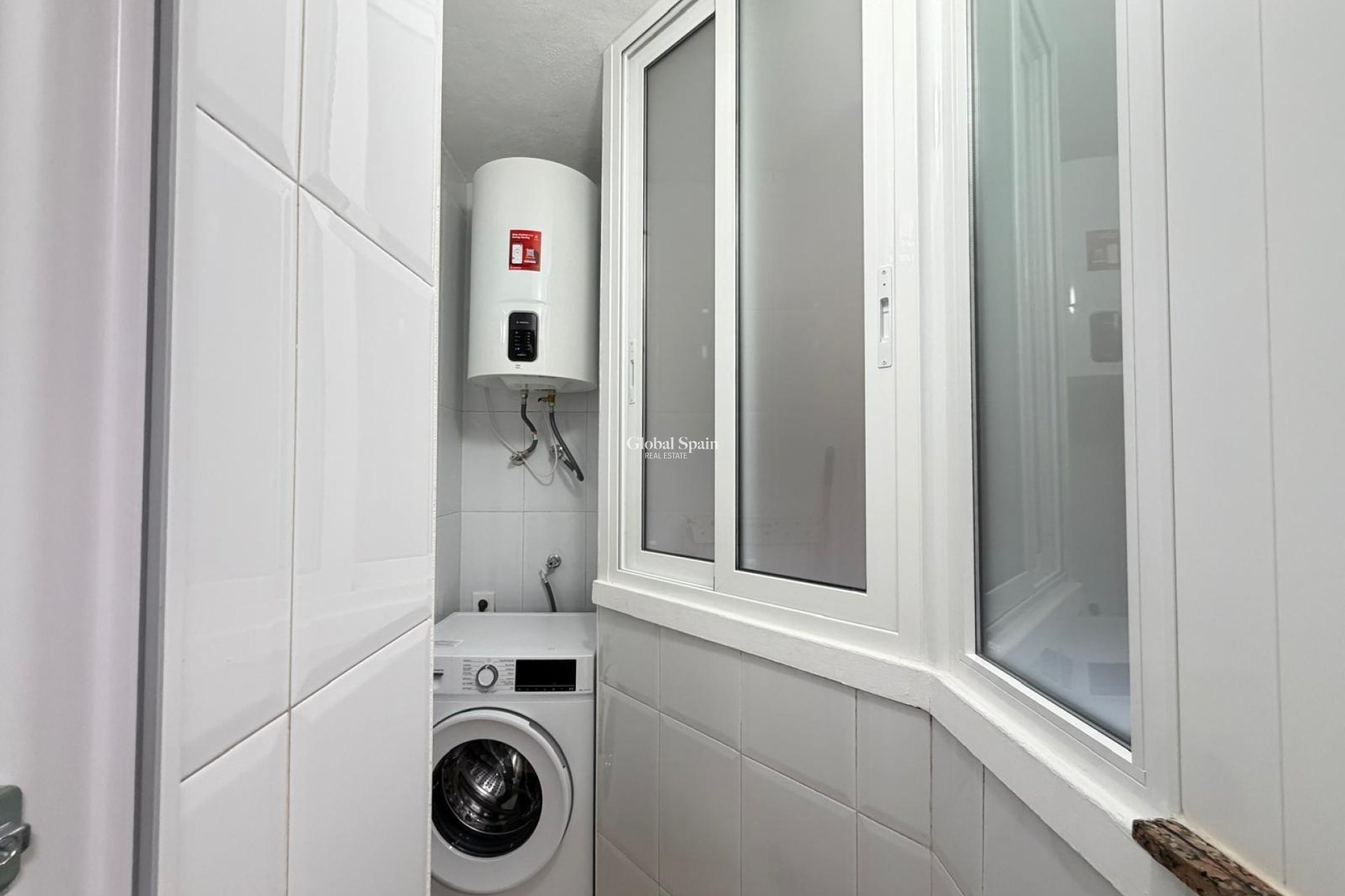 Wederverkoop - APPARTEMENT -
TORREVIEJA - Center