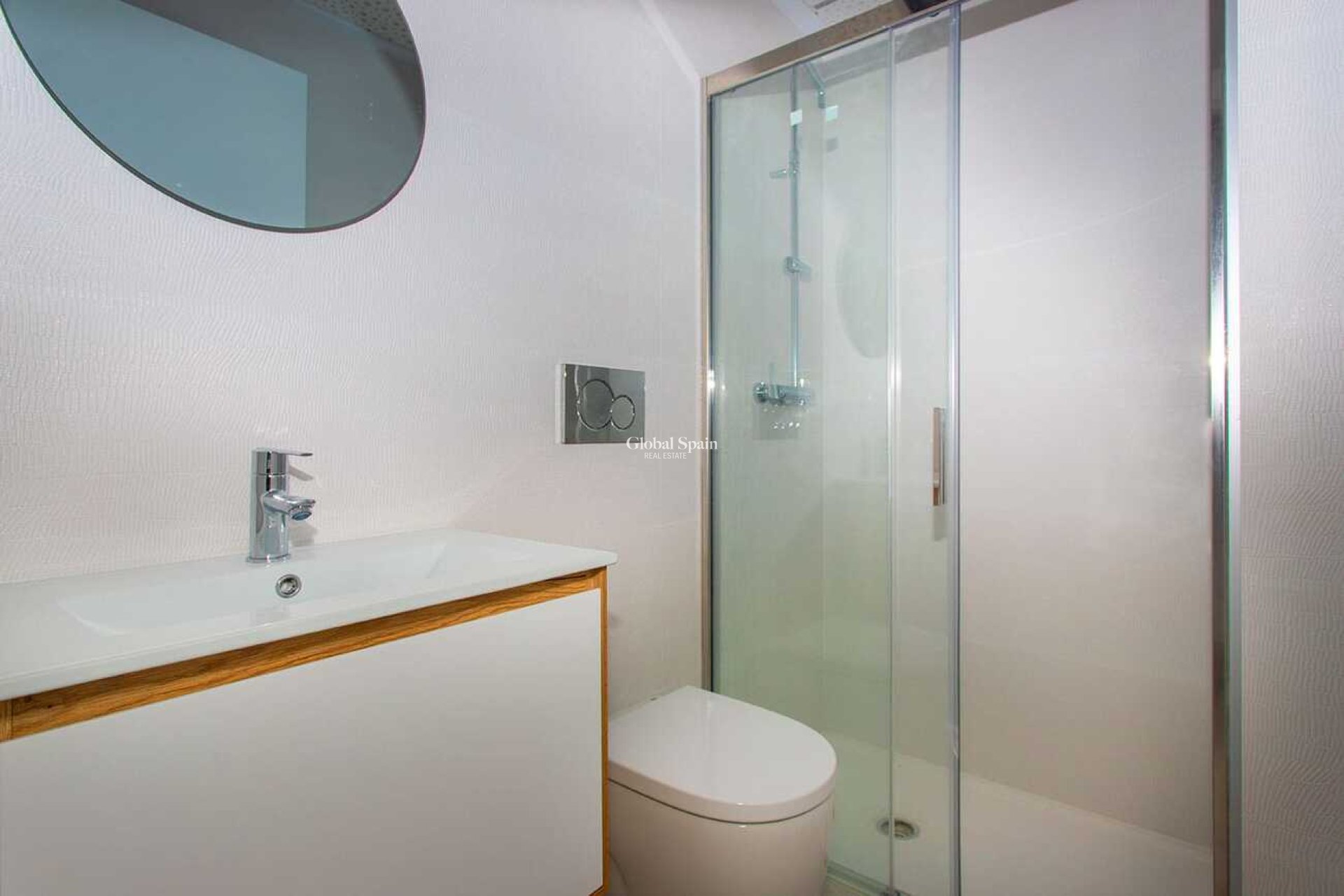 Wederverkoop - APPARTEMENT -
TORREVIEJA - CENTRE PLAYA DEL CURA LAS PISCINAS