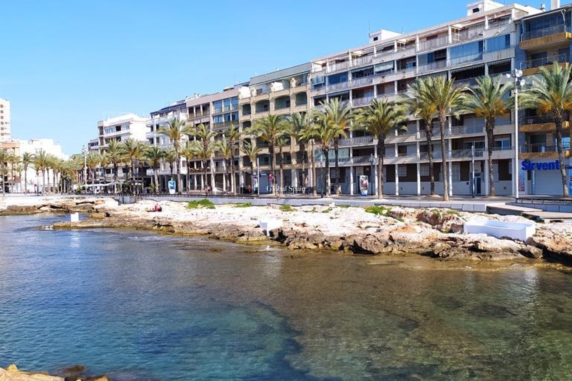 Wederverkoop - APPARTEMENT -
TORREVIEJA - CENTRO CASCO URBANO