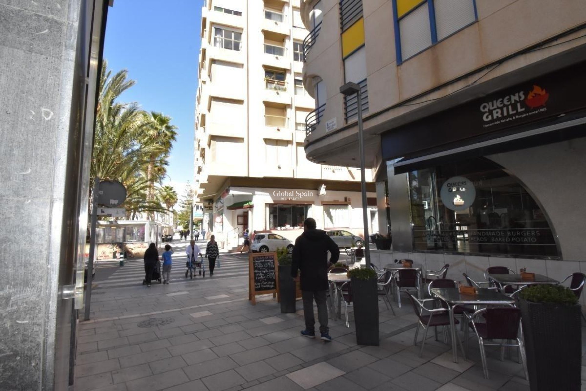 Wederverkoop - APPARTEMENT -
TORREVIEJA - Centro - Muelle Pesquero