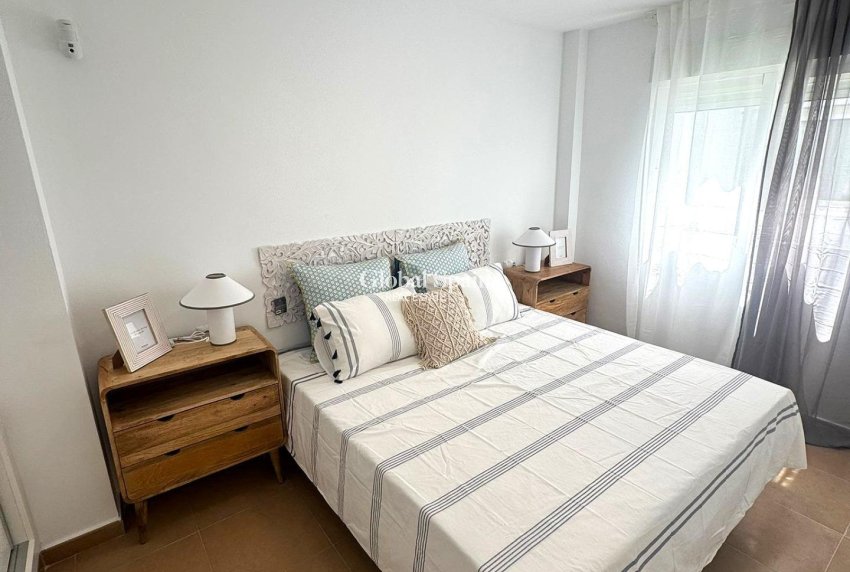 Wederverkoop - APPARTEMENT -
TORREVIEJA - Centro - Muelle Pesquero