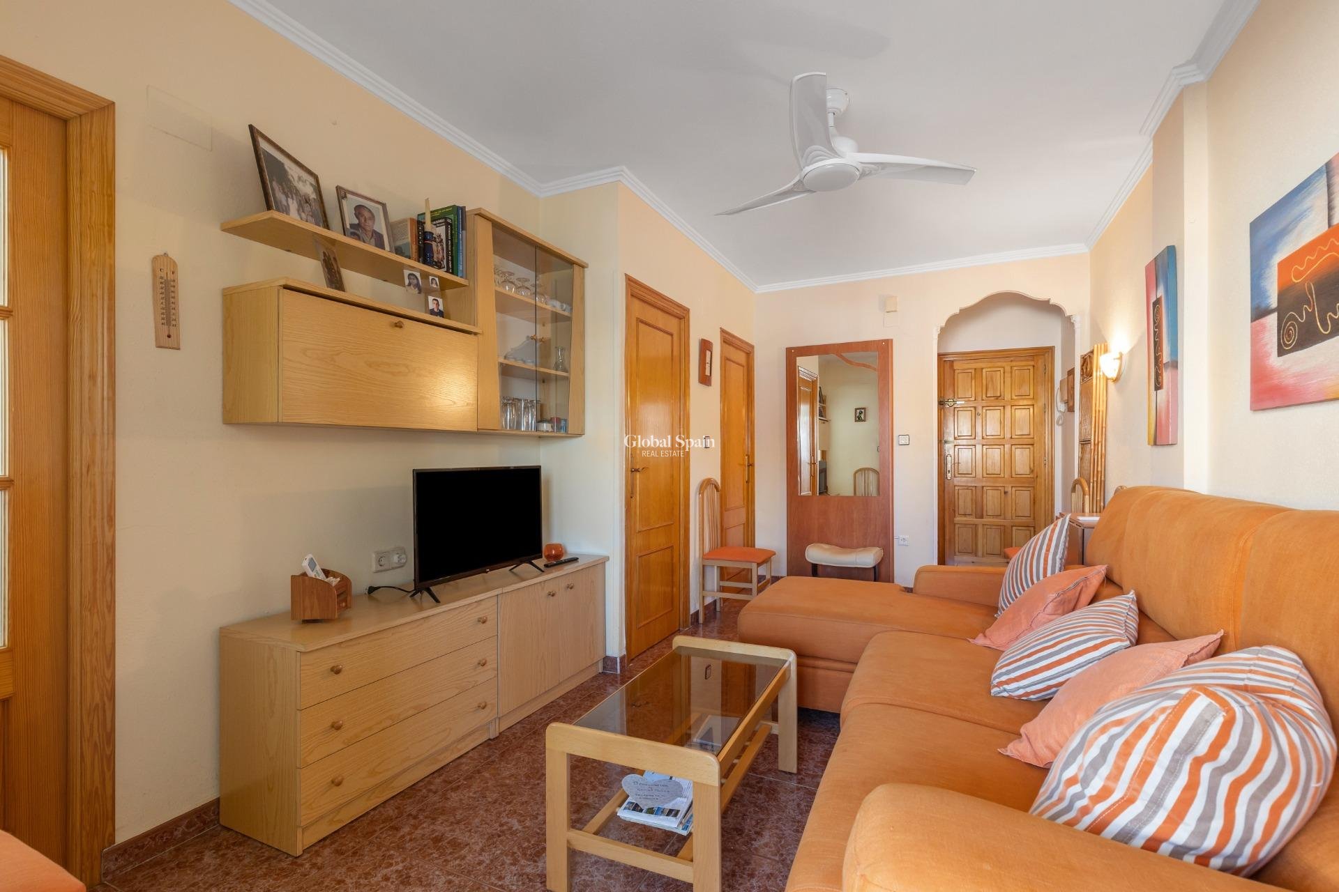 Wederverkoop - Appartement -
TORREVIEJA - Centro