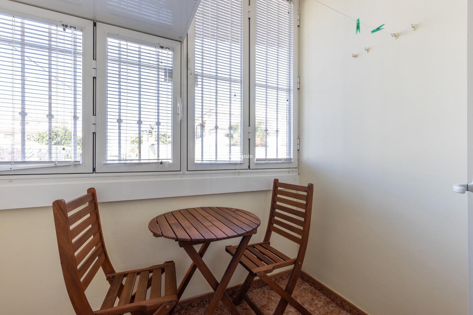 Wederverkoop - Appartement -
TORREVIEJA - Centro