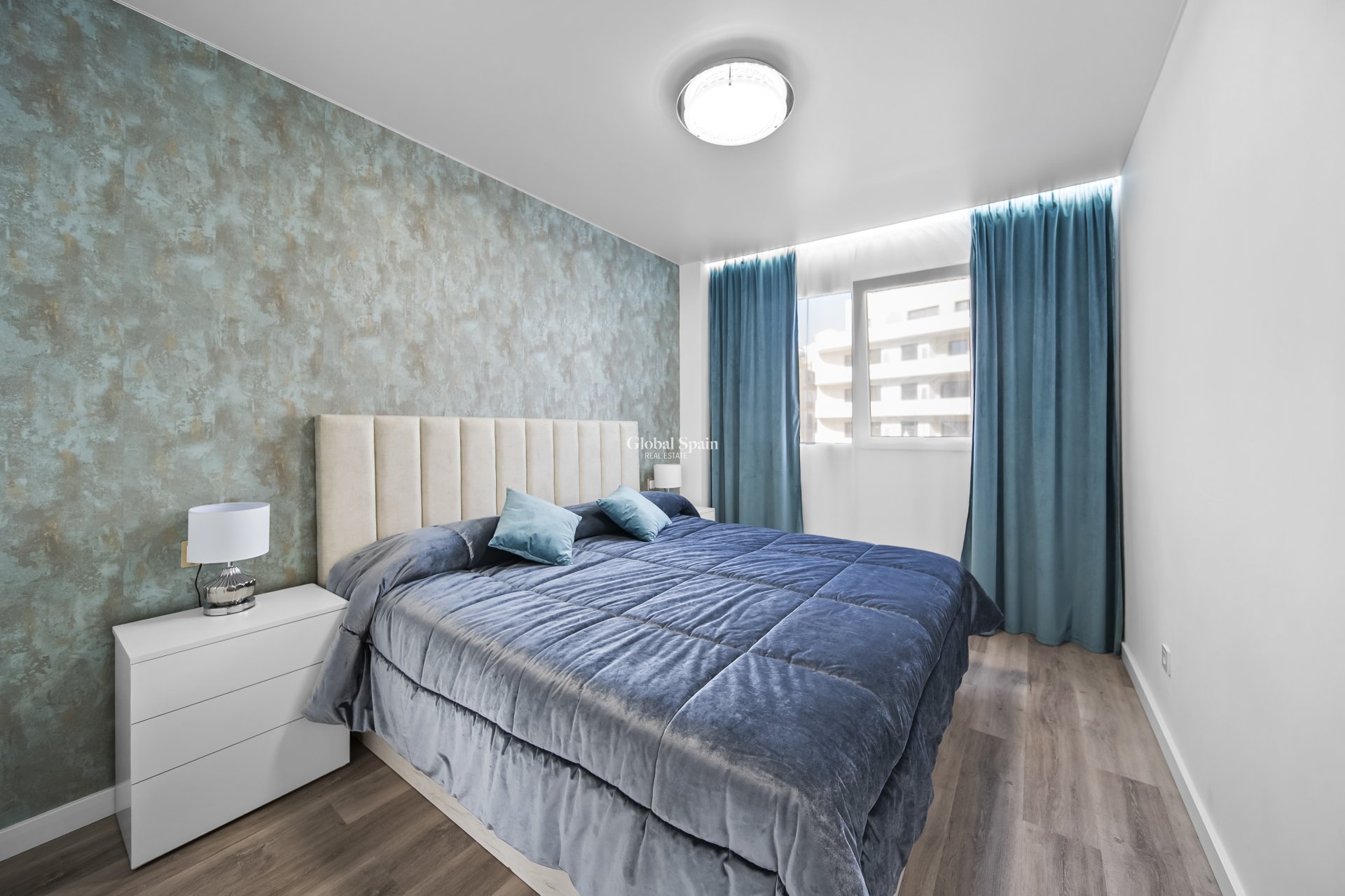 Wederverkoop - Appartement -
TORREVIEJA - Centro