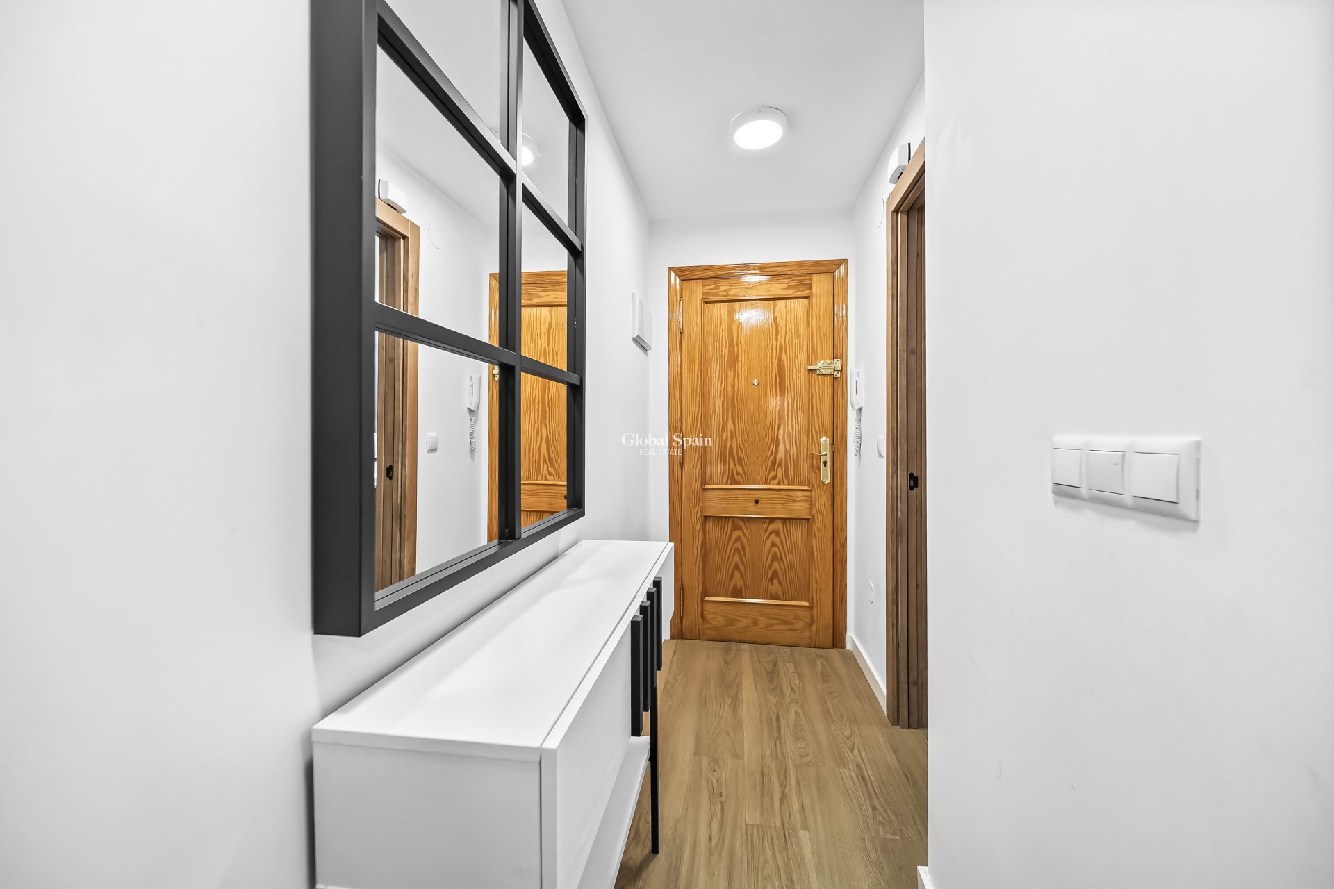 Wederverkoop - Appartement -
TORREVIEJA - Centro