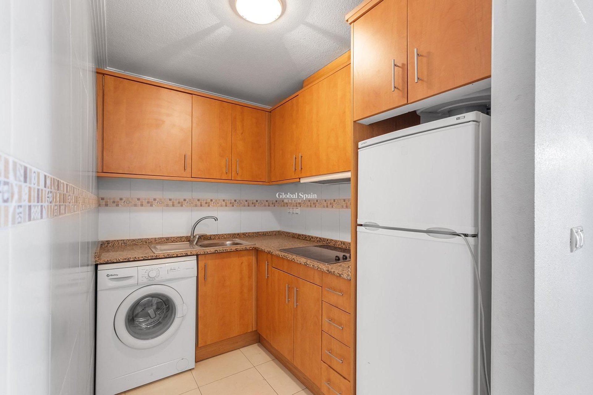 Wederverkoop - APPARTEMENT -
TORREVIEJA - Centro