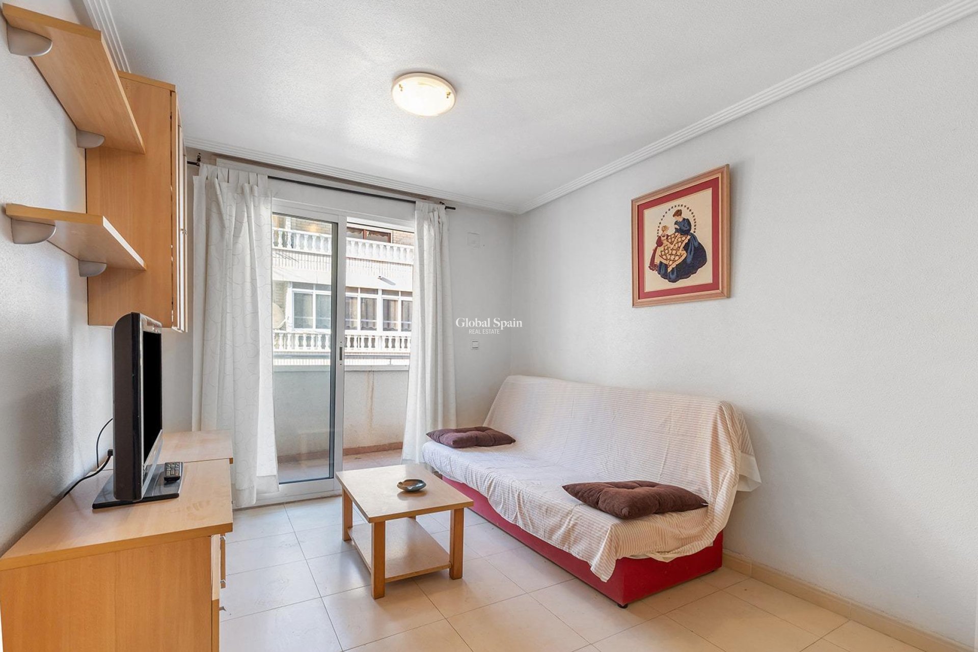 Wederverkoop - APPARTEMENT -
TORREVIEJA - Centro