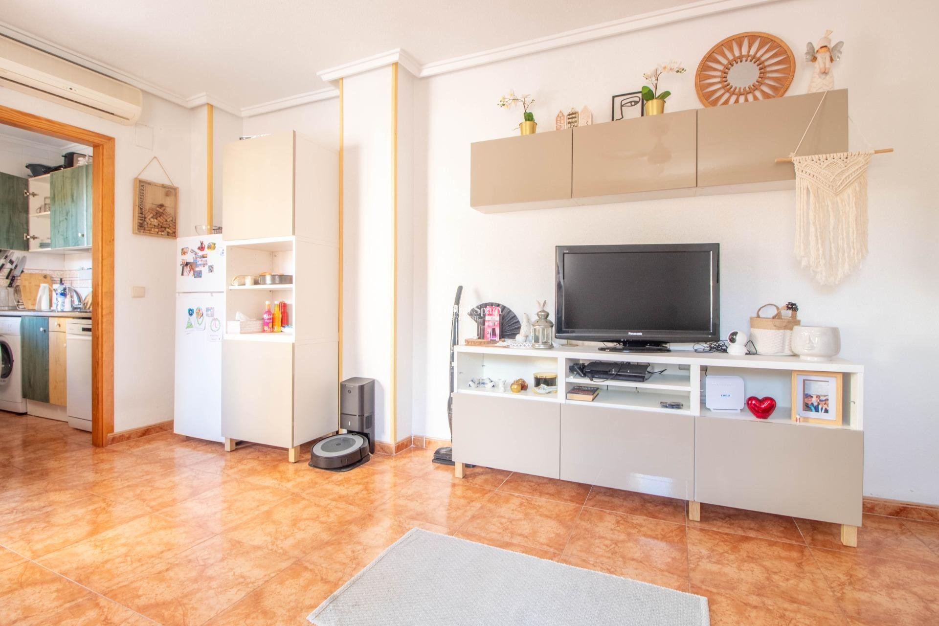 Wederverkoop - APPARTEMENT -
TORREVIEJA - Centro