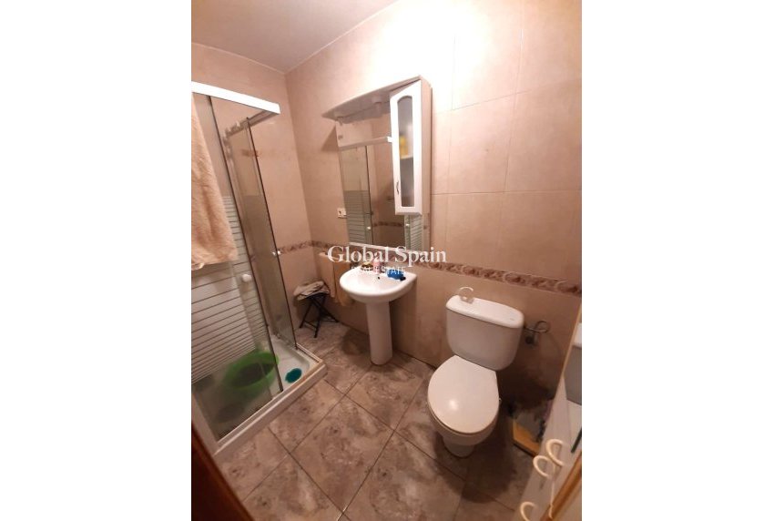 Wederverkoop - APPARTEMENT -
TORREVIEJA - Costa Blanca