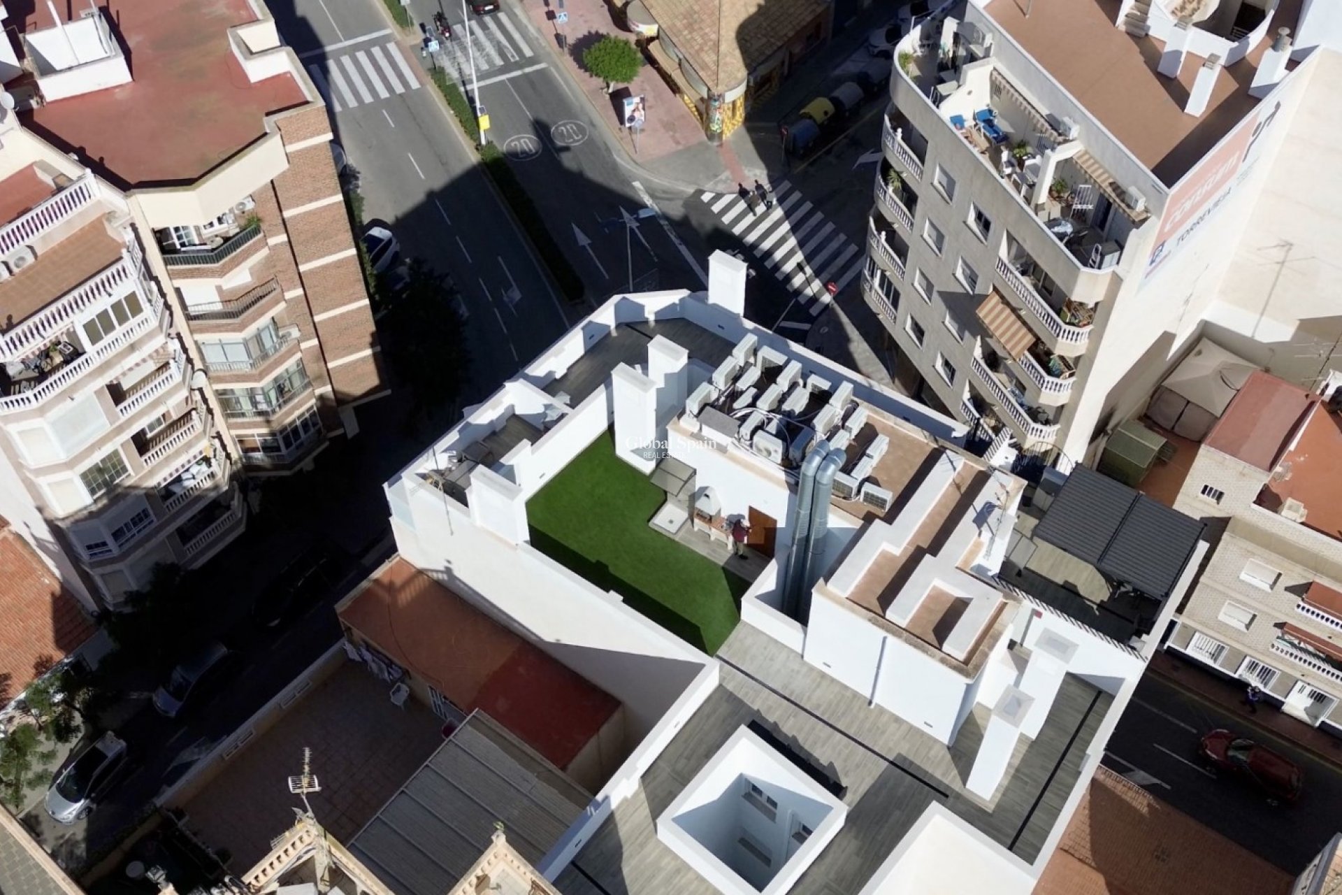 Wederverkoop - APPARTEMENT -
TORREVIEJA - Costa Blanca