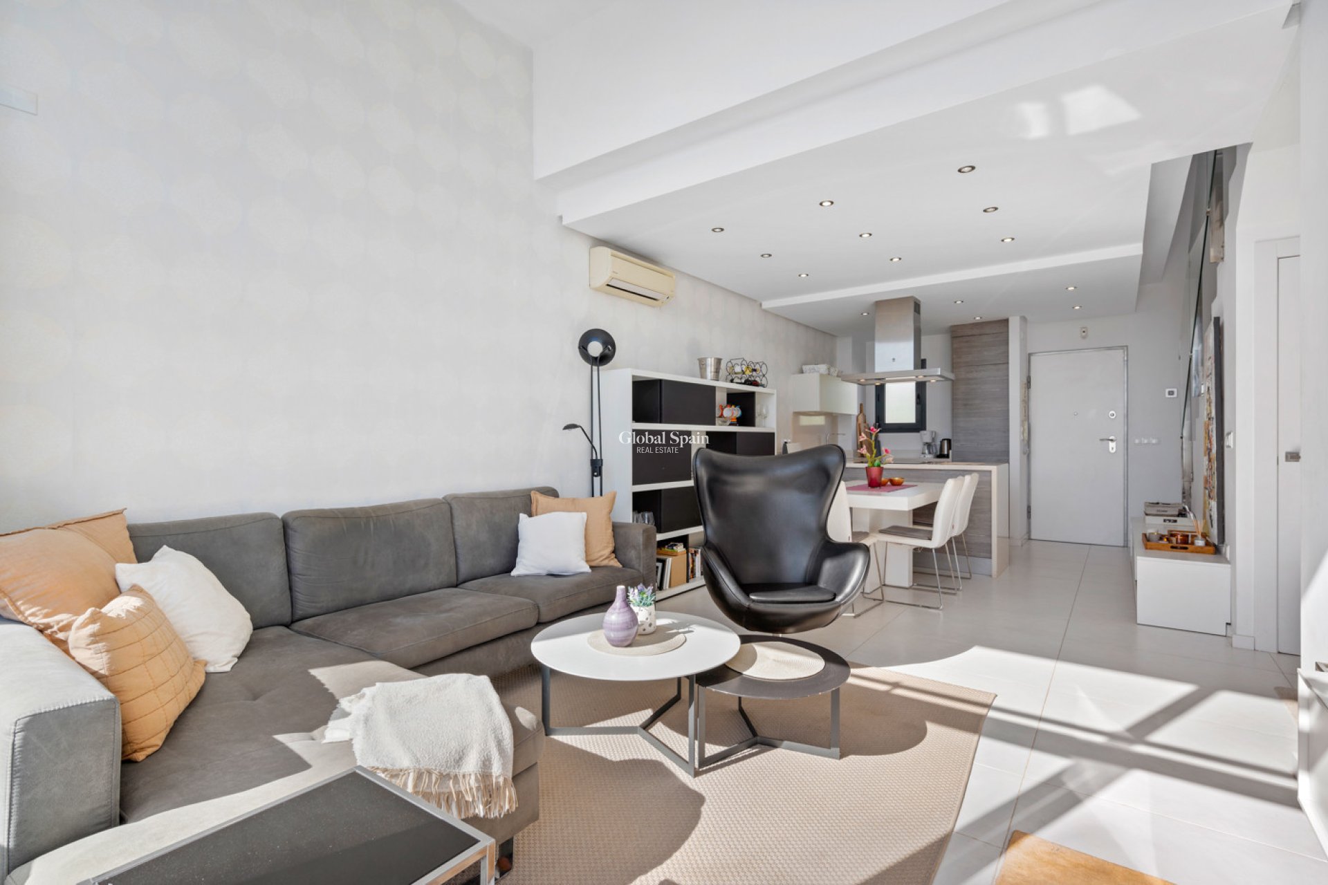 Wederverkoop - APPARTEMENT -
TORREVIEJA - Costa Blanca